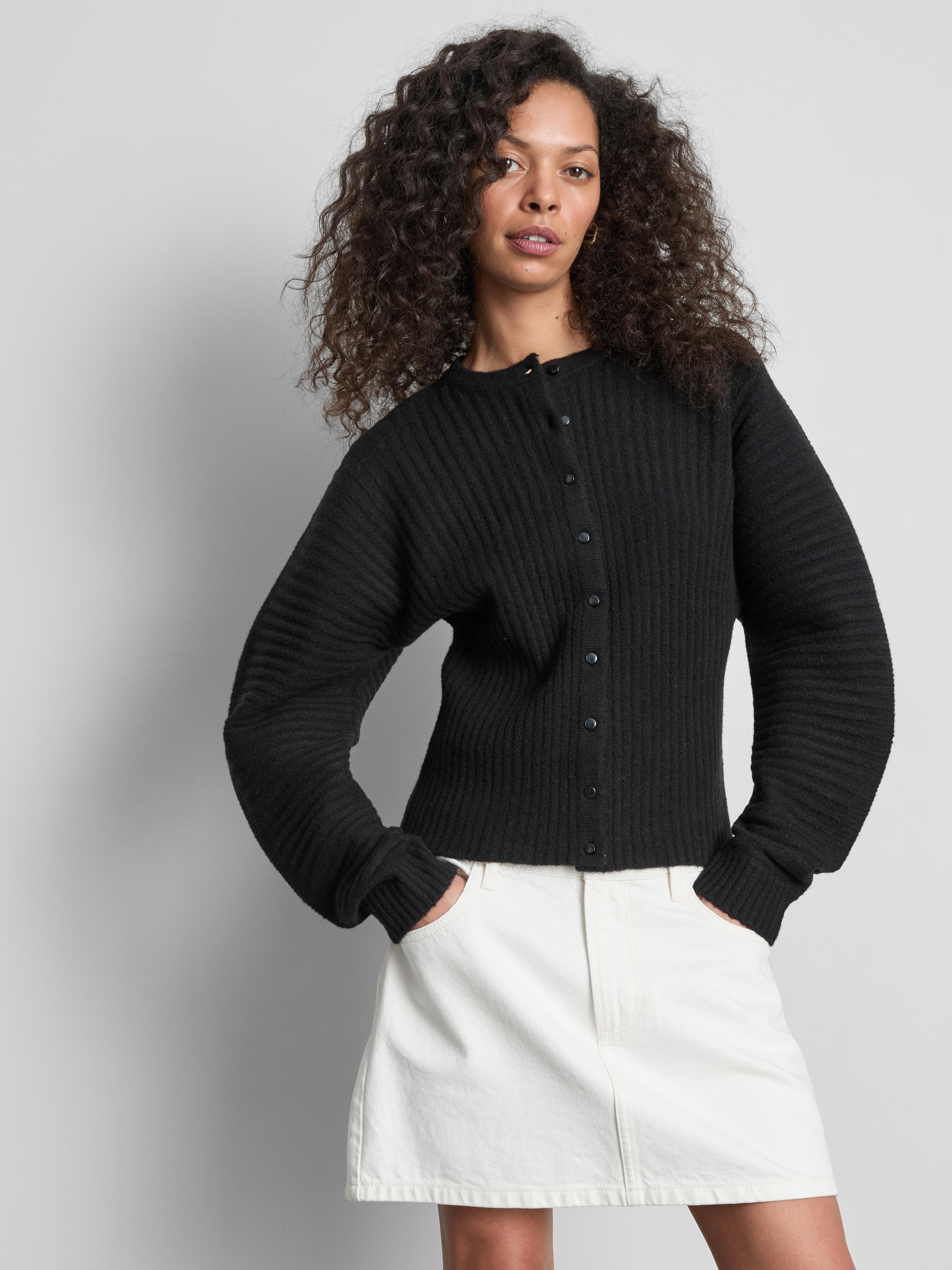 Ribbed Sculpted Cardigan - Black