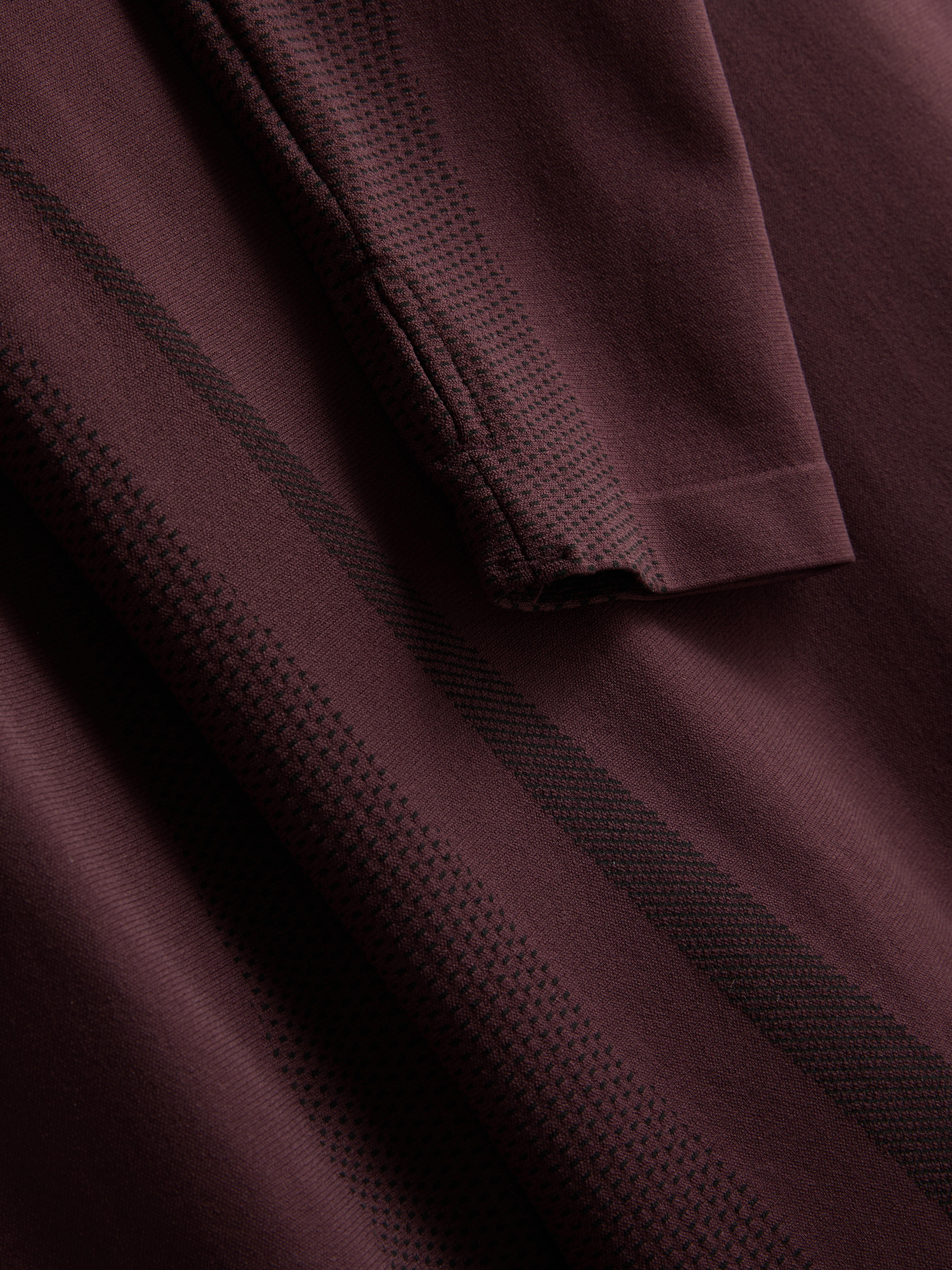 Quarter Zip Gym Top - Burgundy