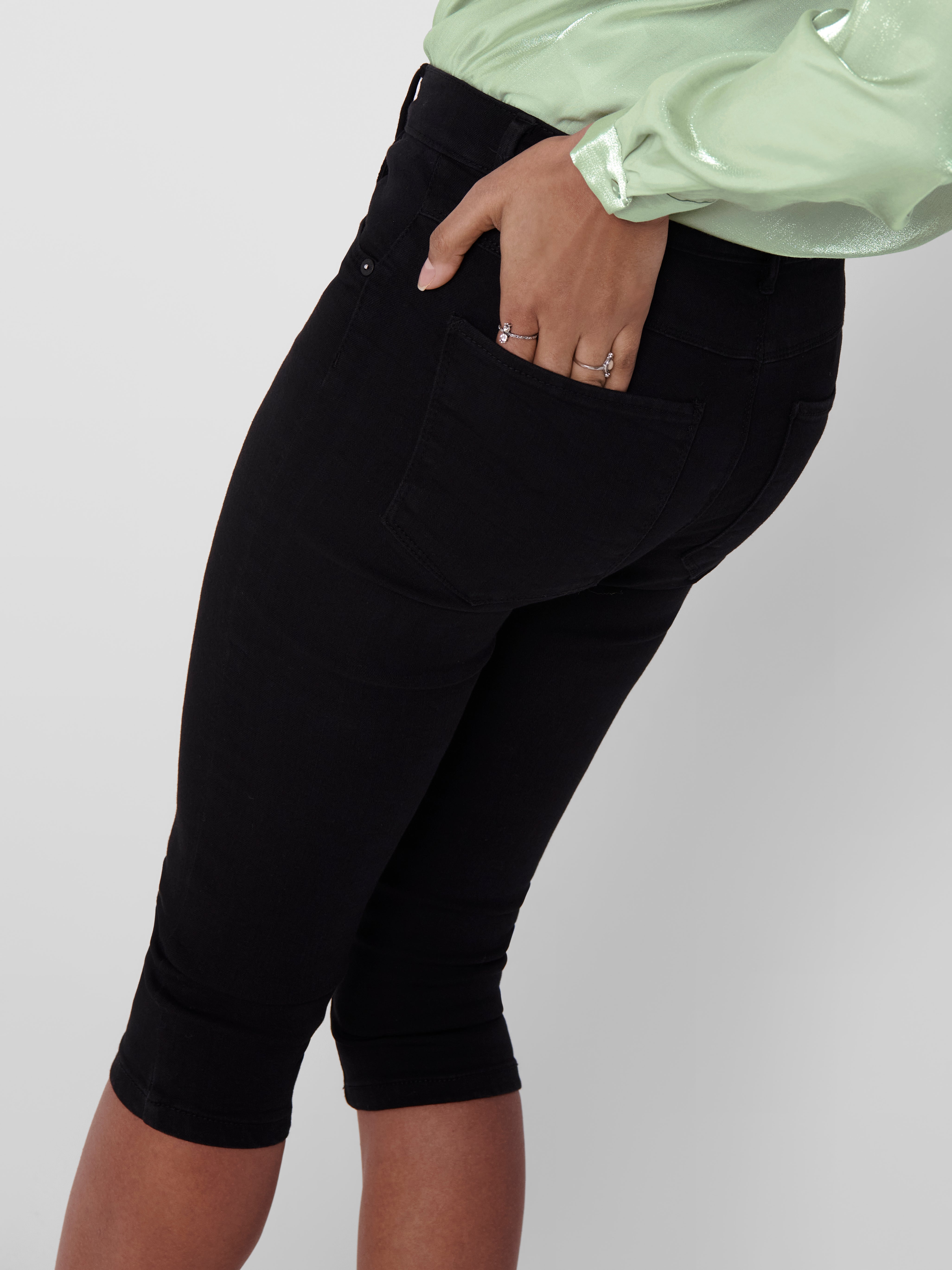 ONLRAIN Regular waist Skinny Fit Shorts Black