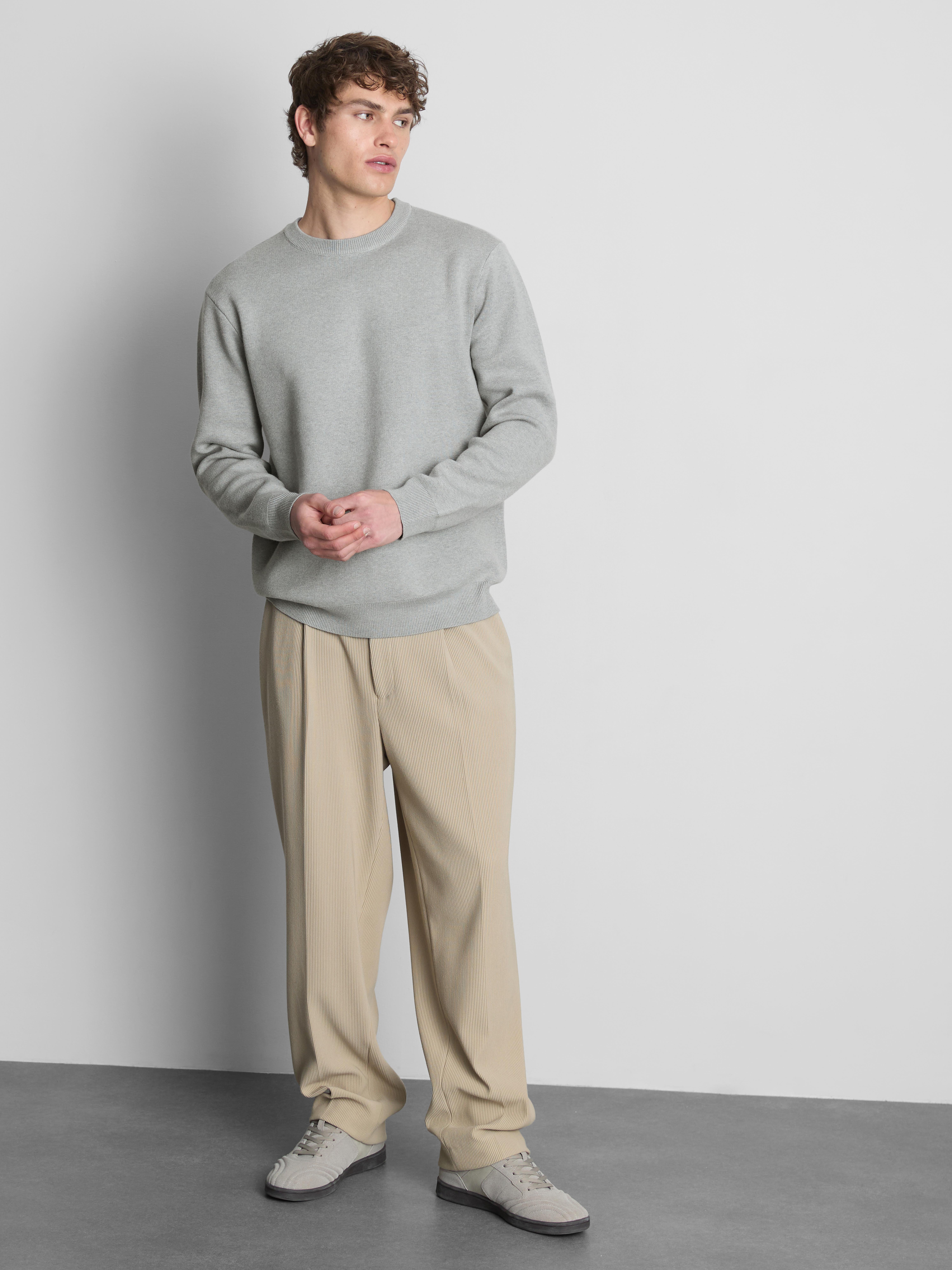 Crew Neck Sweater - Gray