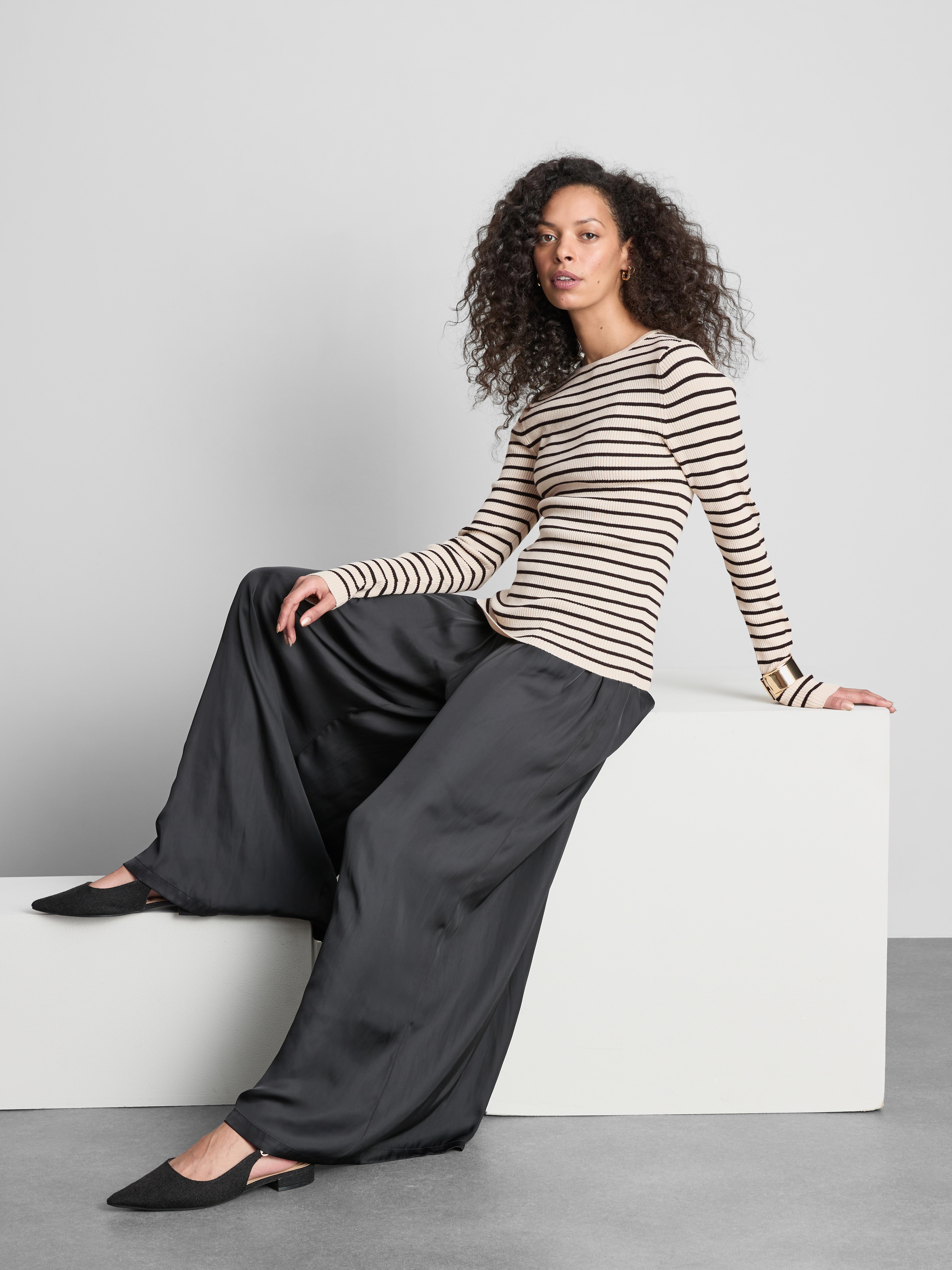 Ribbed Crew Neck Sweater - Oatmeal