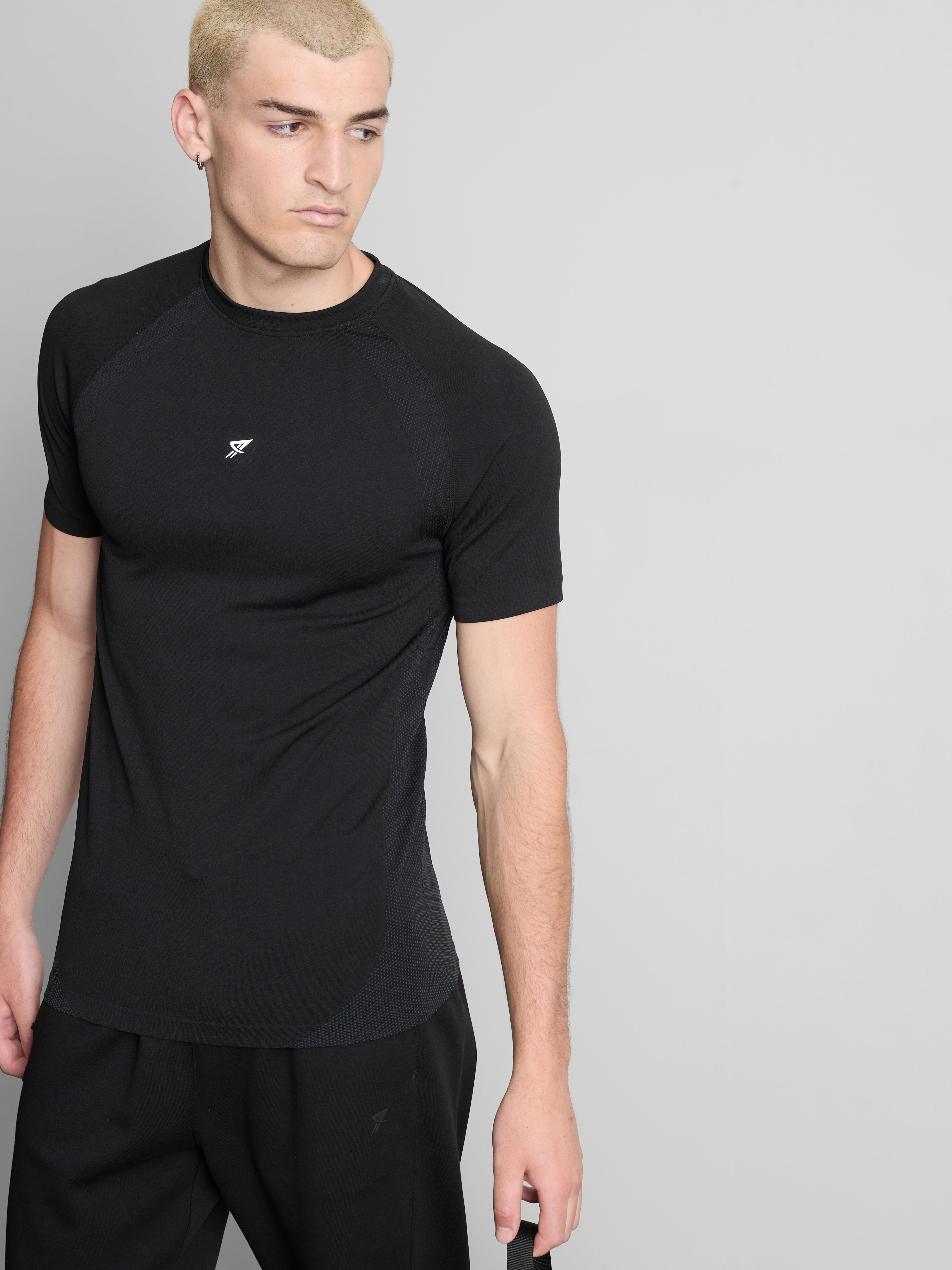 Panelled Gym T-Shirt - Black