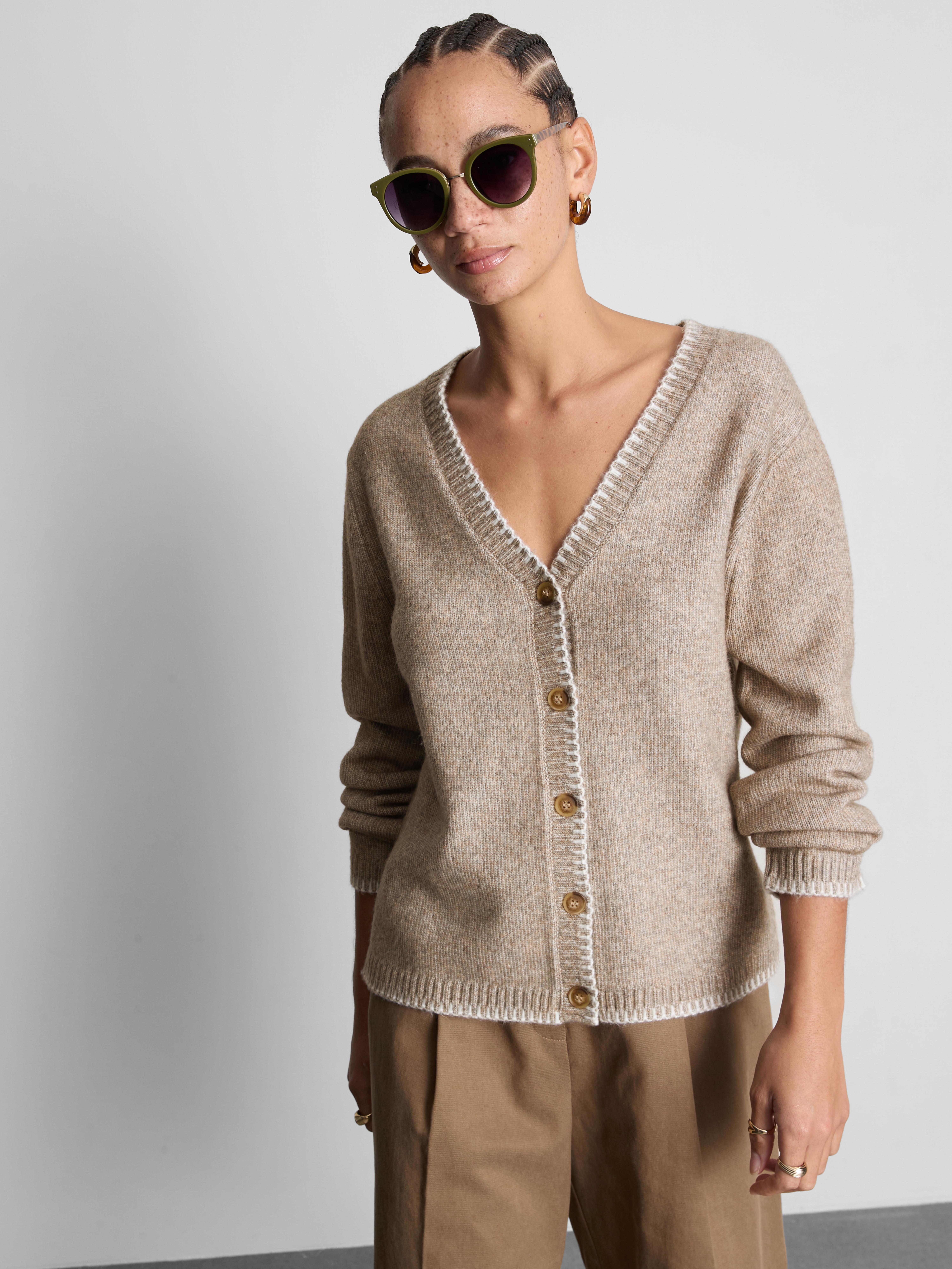 Halo Stitch V-Neck Cardigan - Oatmeal
