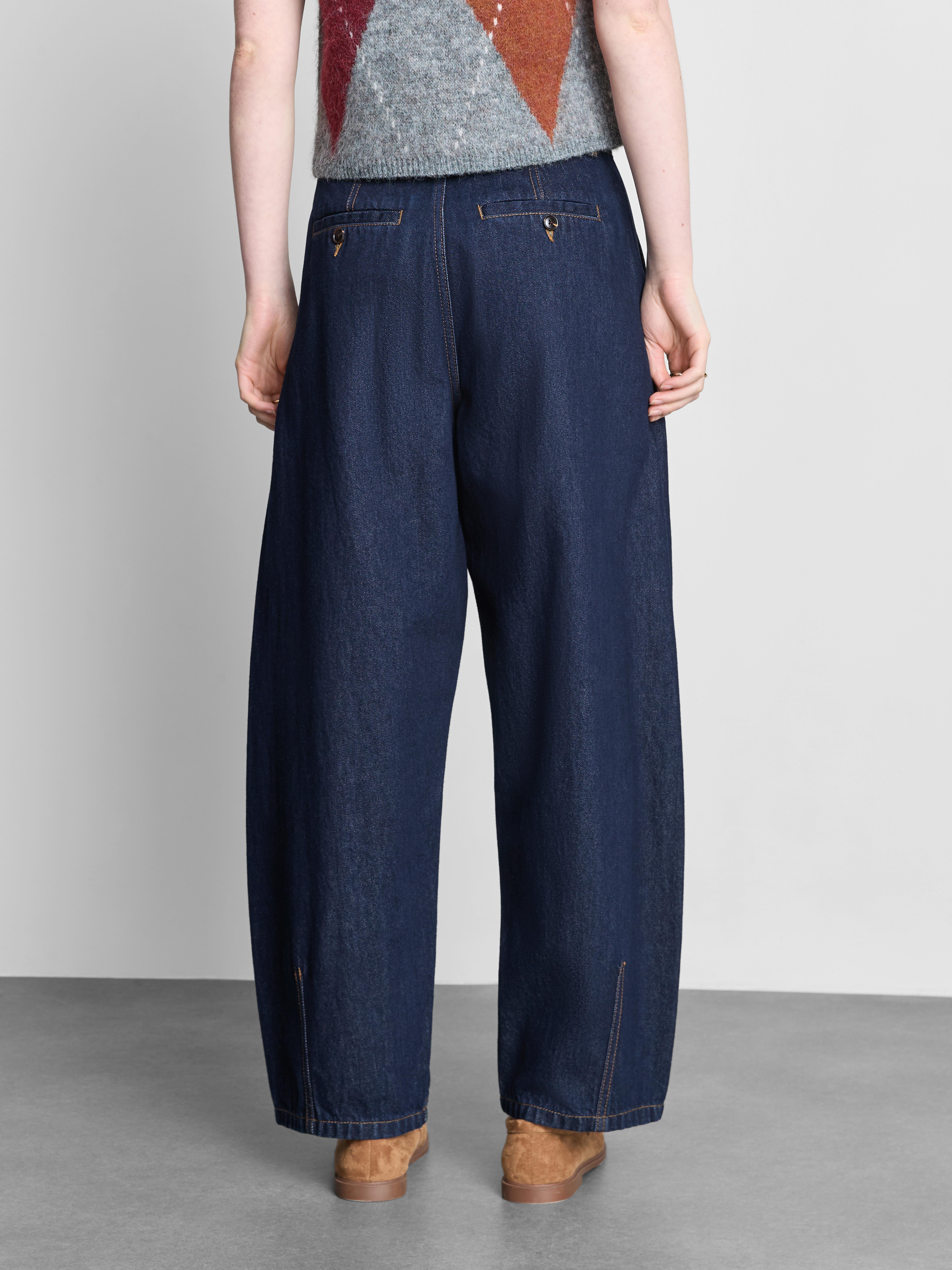 The Edit Cotton Denim Barrel-Leg Jeans - Indigo