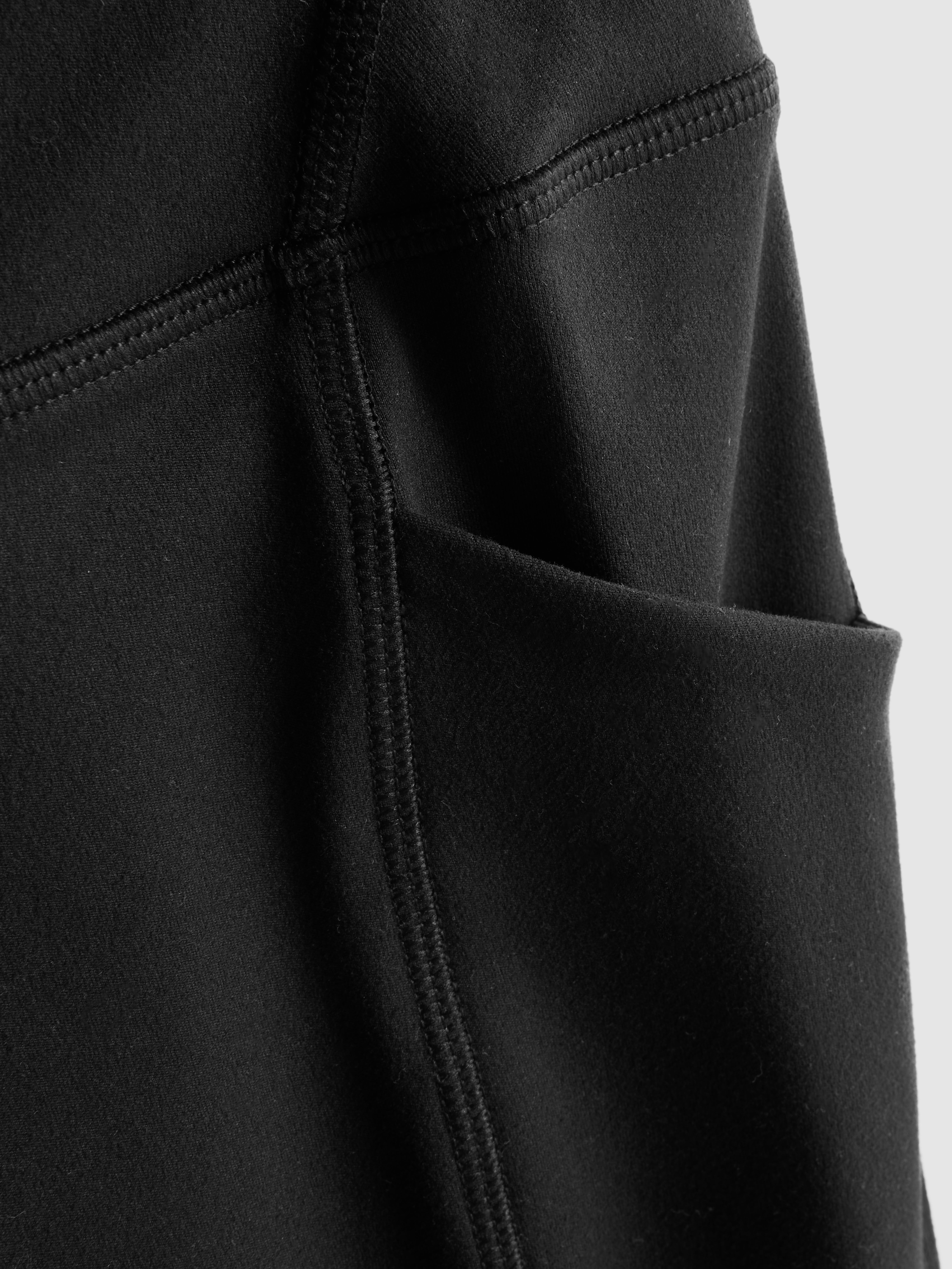 High-Waisted Smooth Support Active Yoga Shorts - Black