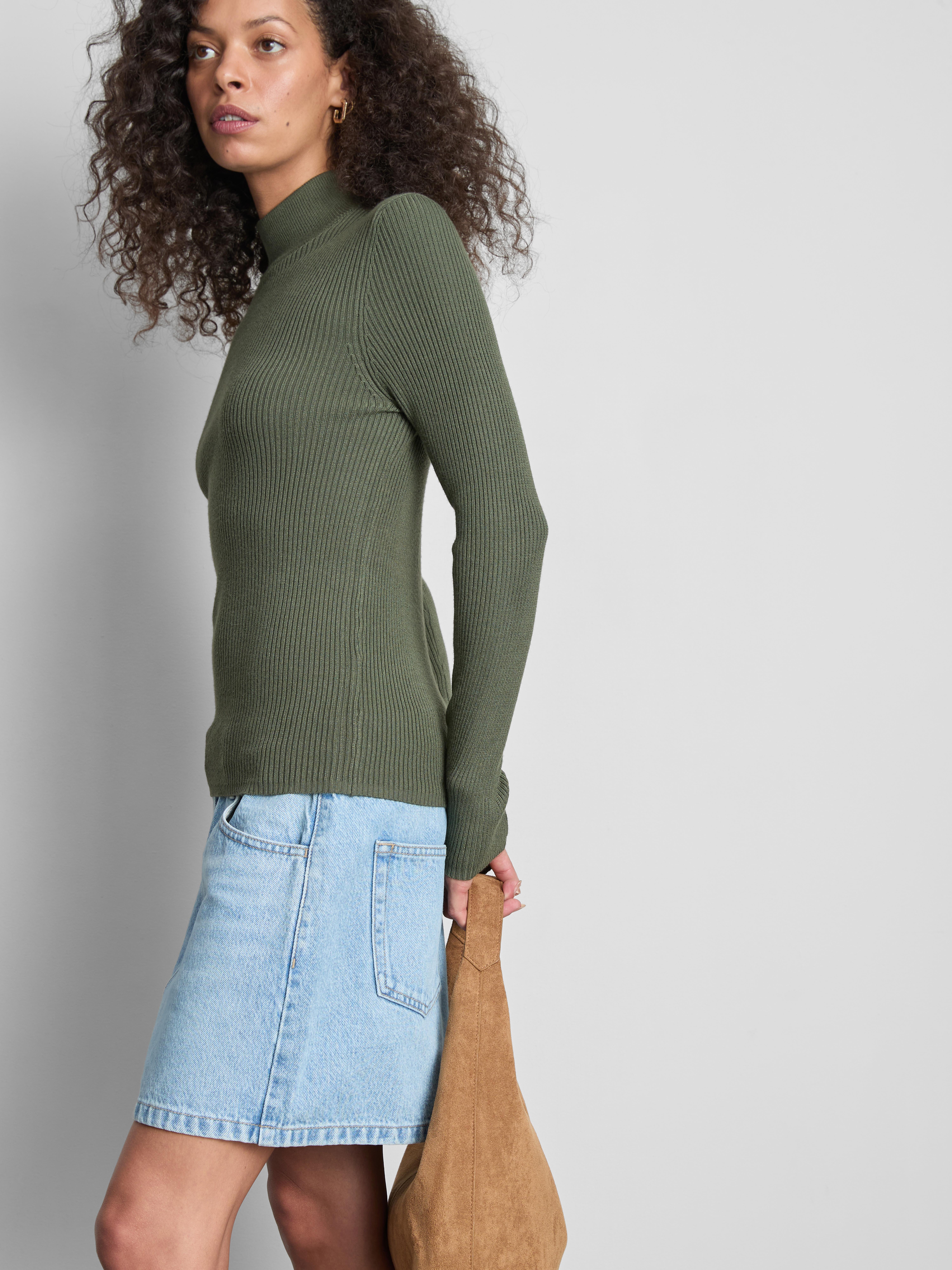 Ribbed Turtleneck Sweater - Olive