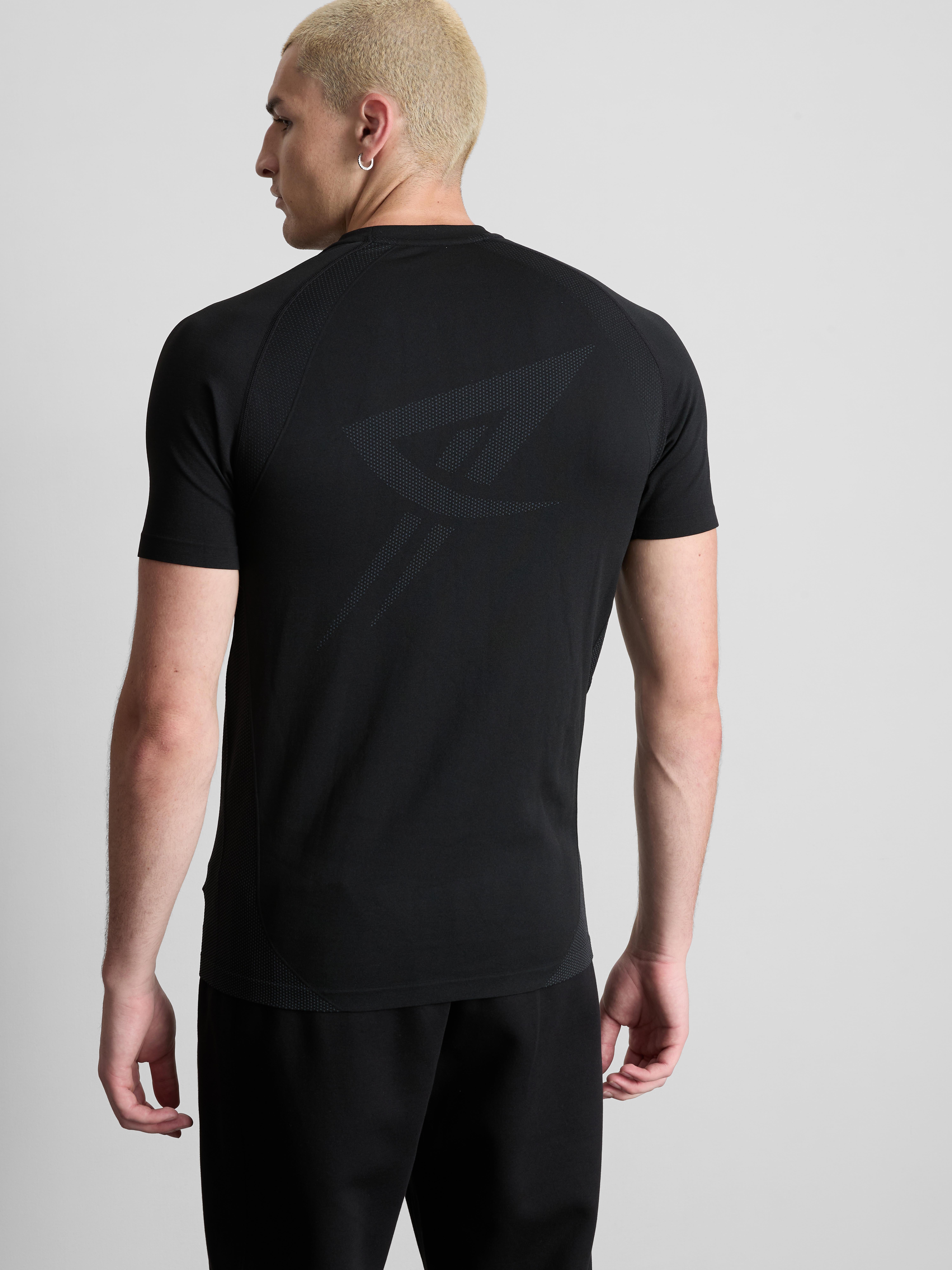 Panelled Gym T-Shirt - Black