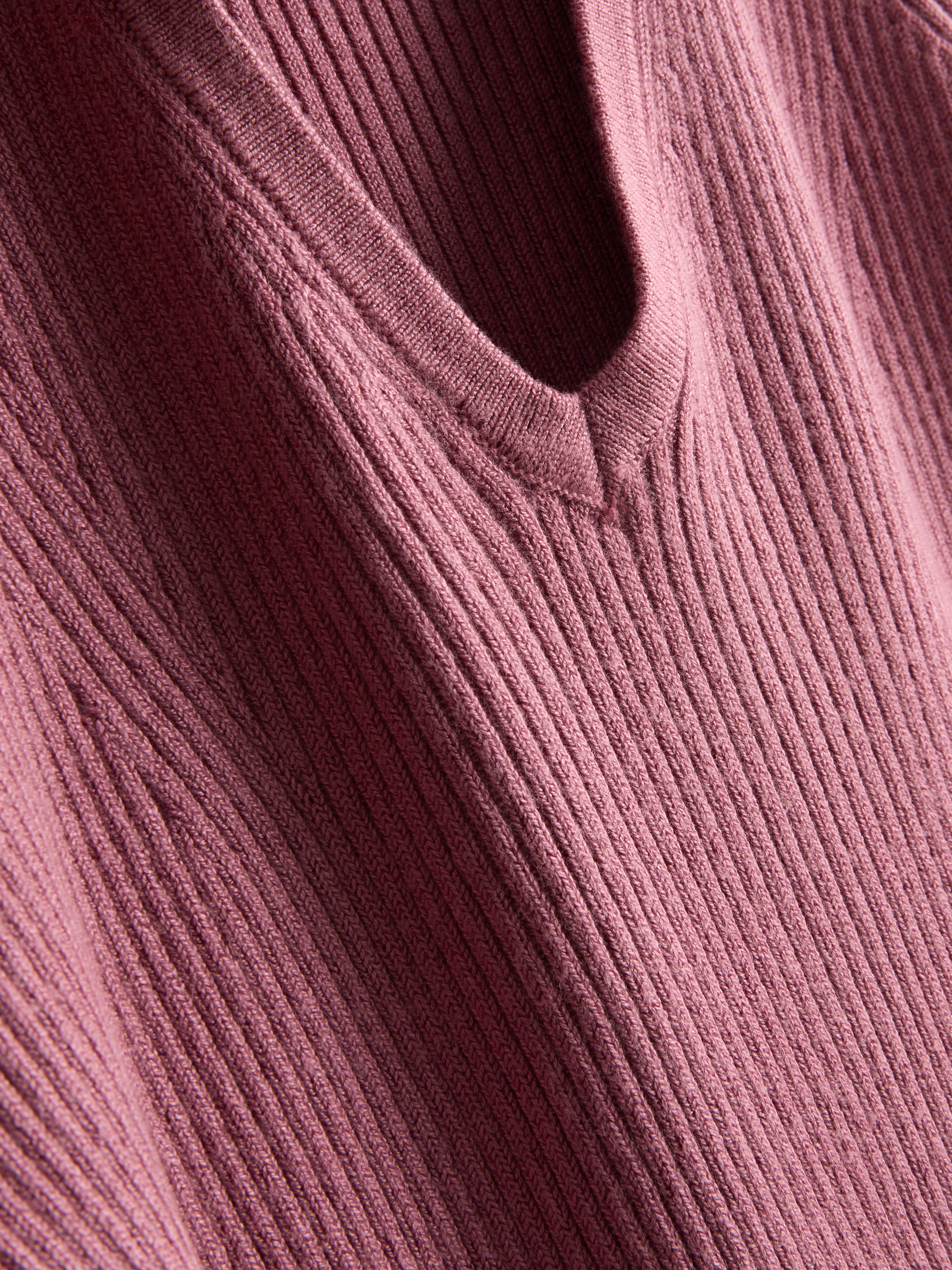 Ribbed V-Neck Sweater - Dark Pink