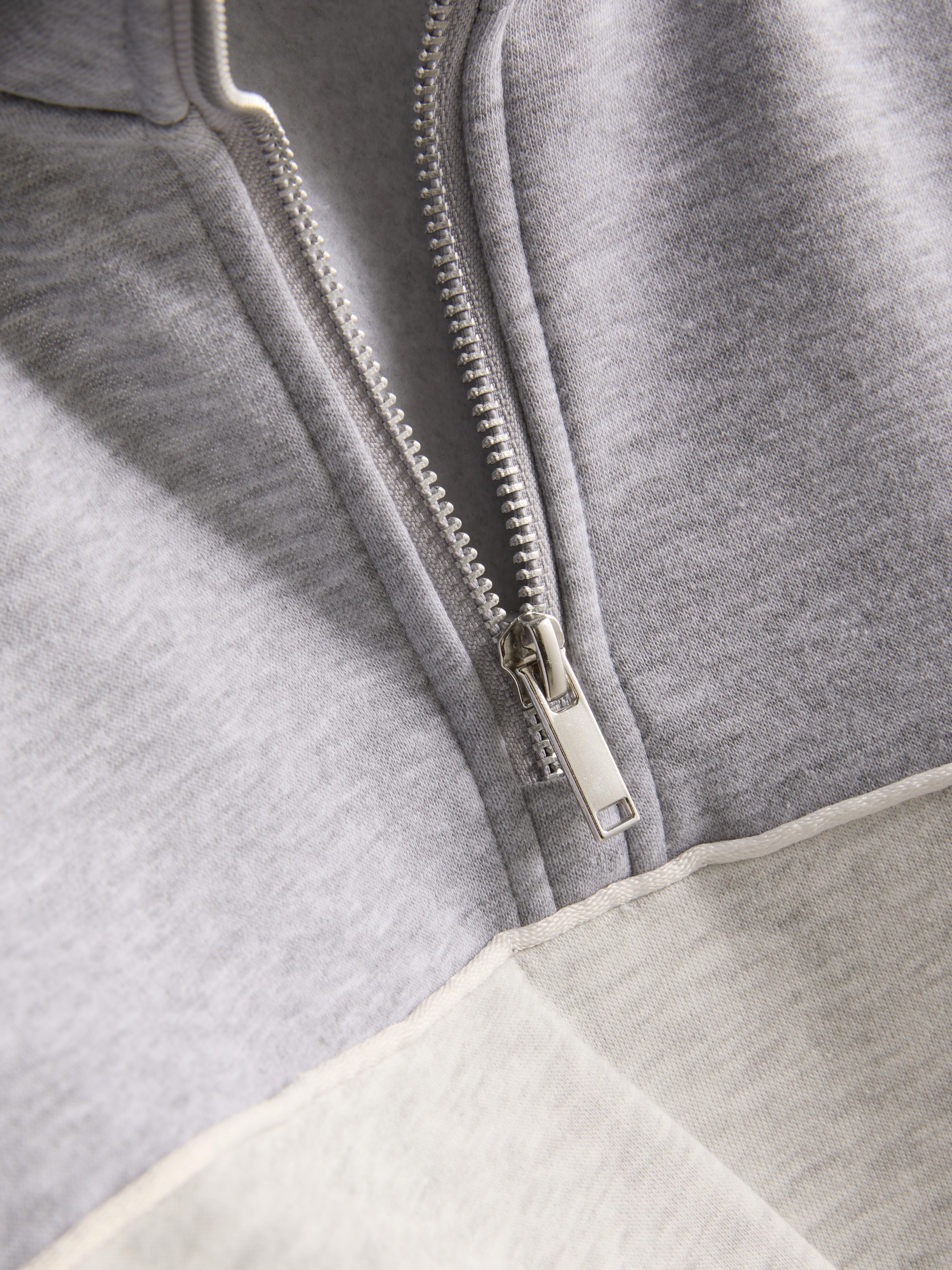 Colorblock High-Neck Sweatshirt - Light Gray