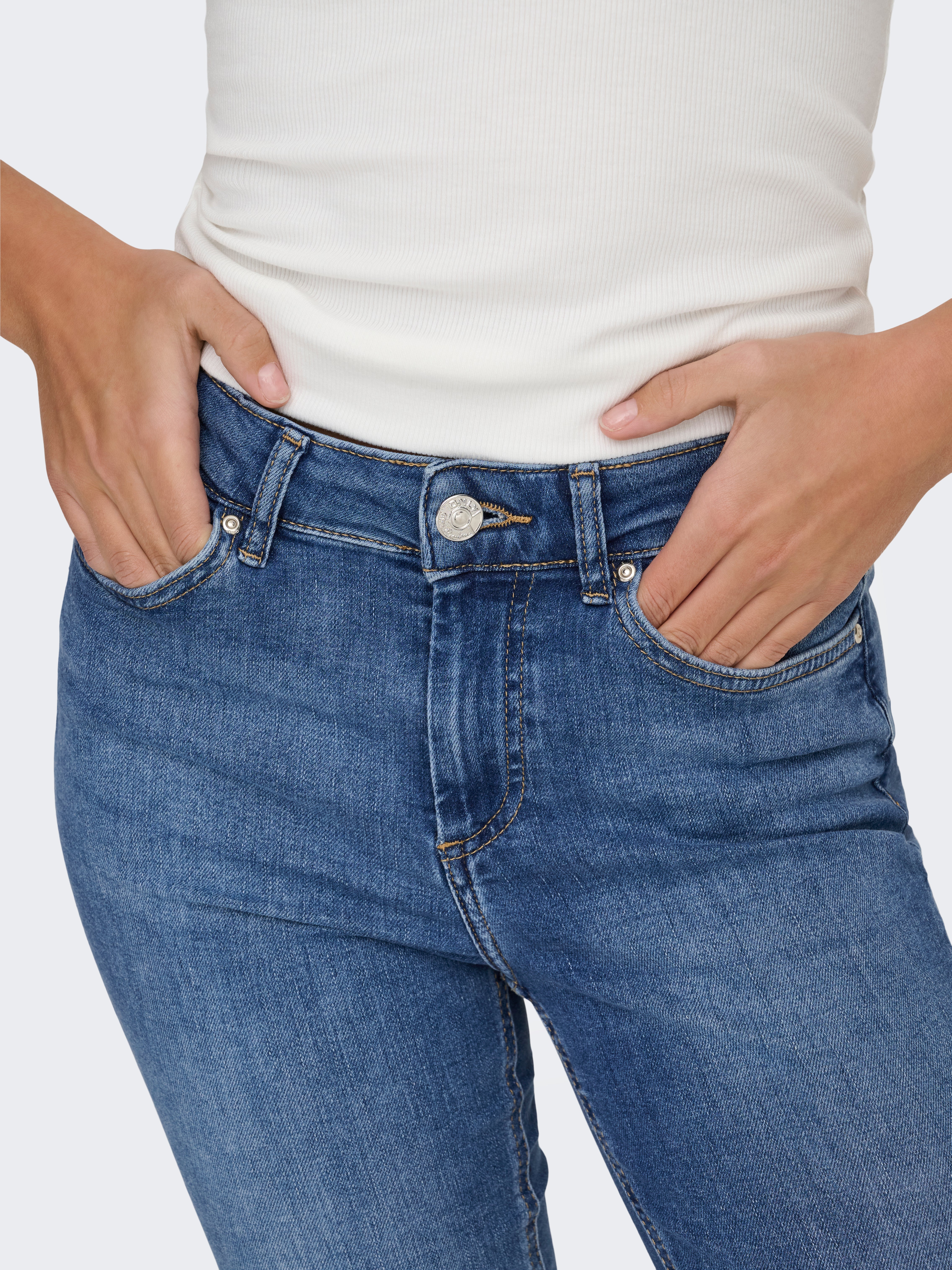 ONLBLUSH Mid waist Flared Fit Jeans Medium Blue Denim