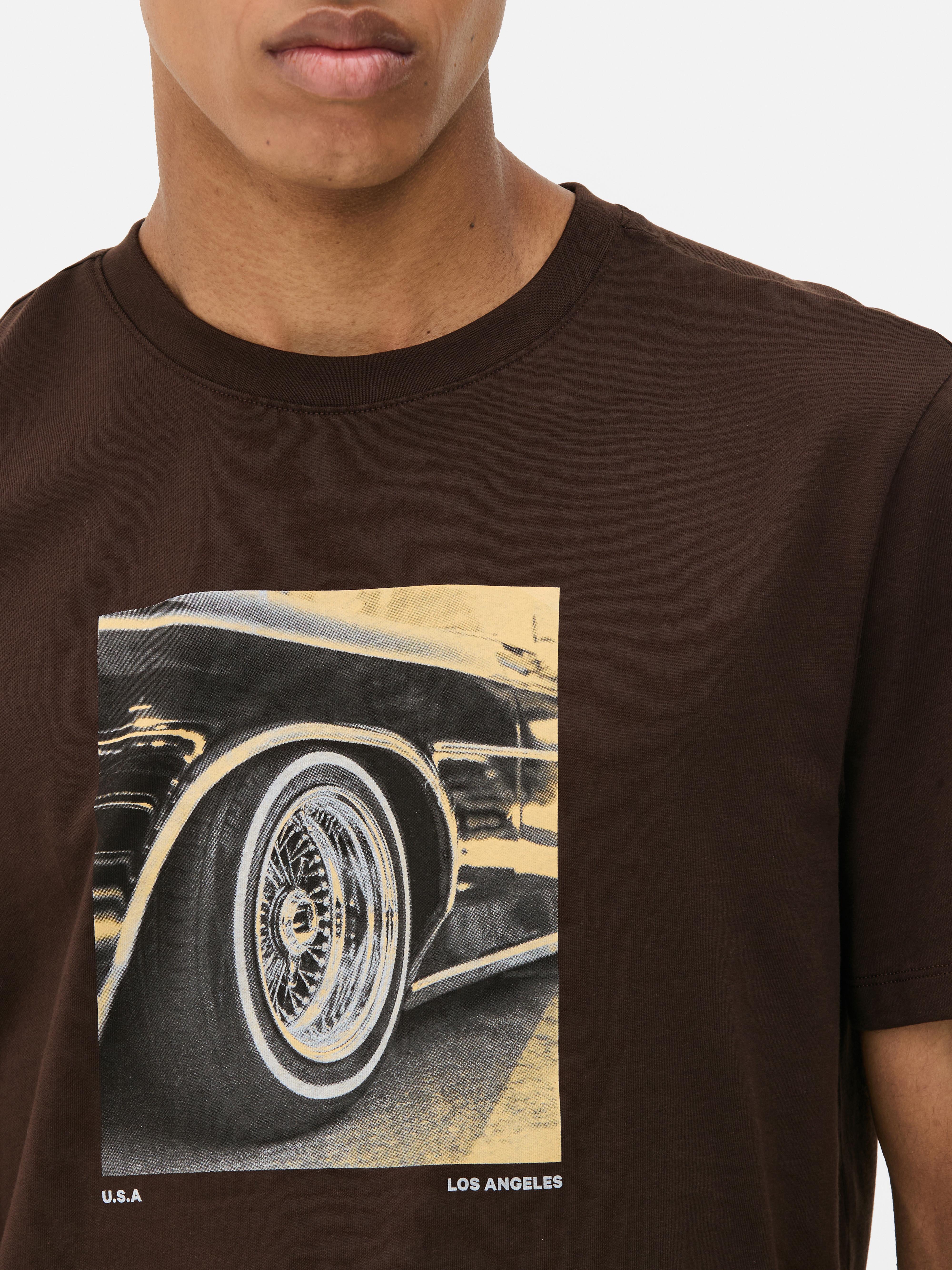 Car Wheel Graphic Short Sleeve T-Shirt - Brown