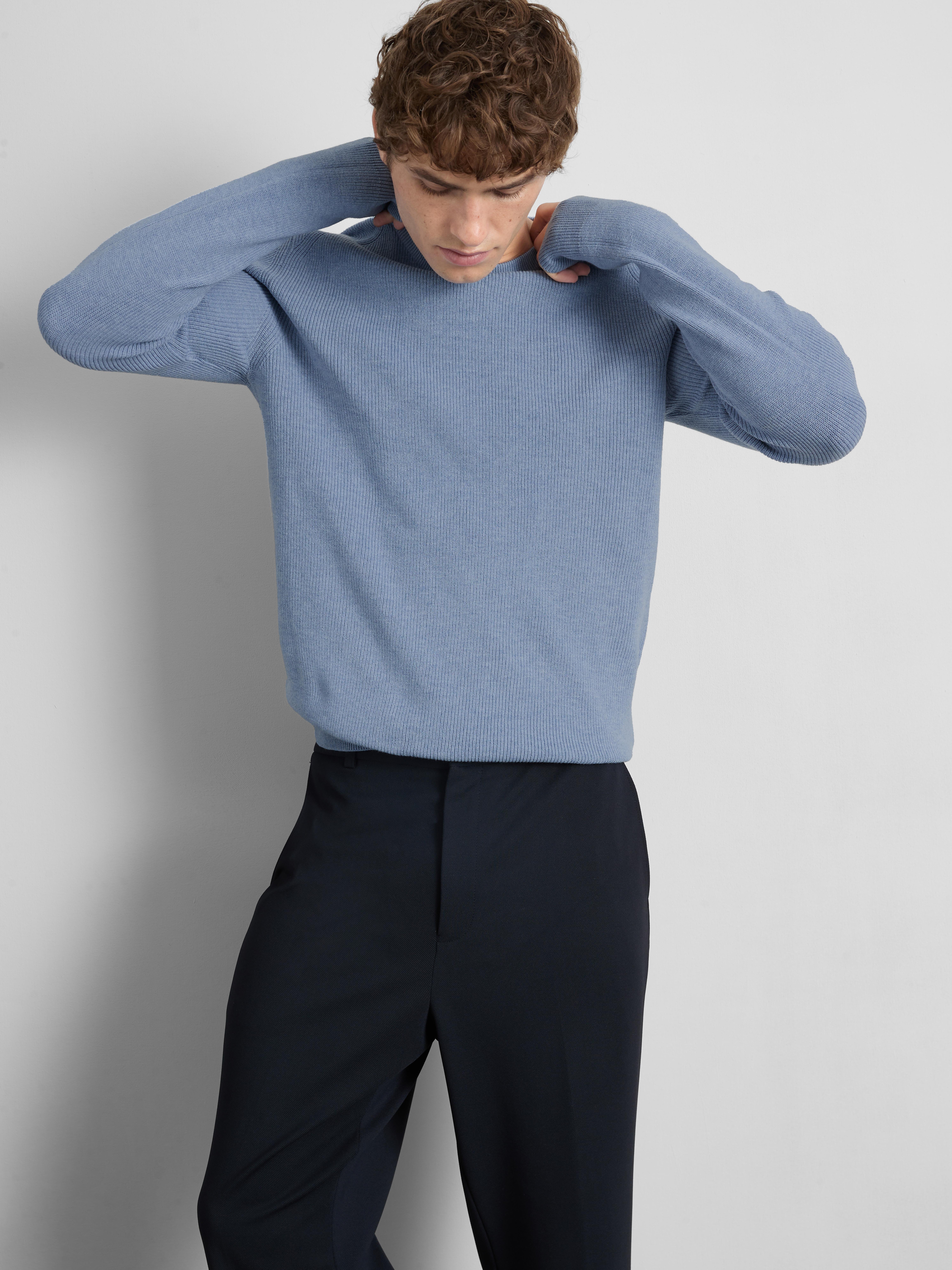 Ribbed Crewneck Sweater - Light Blue