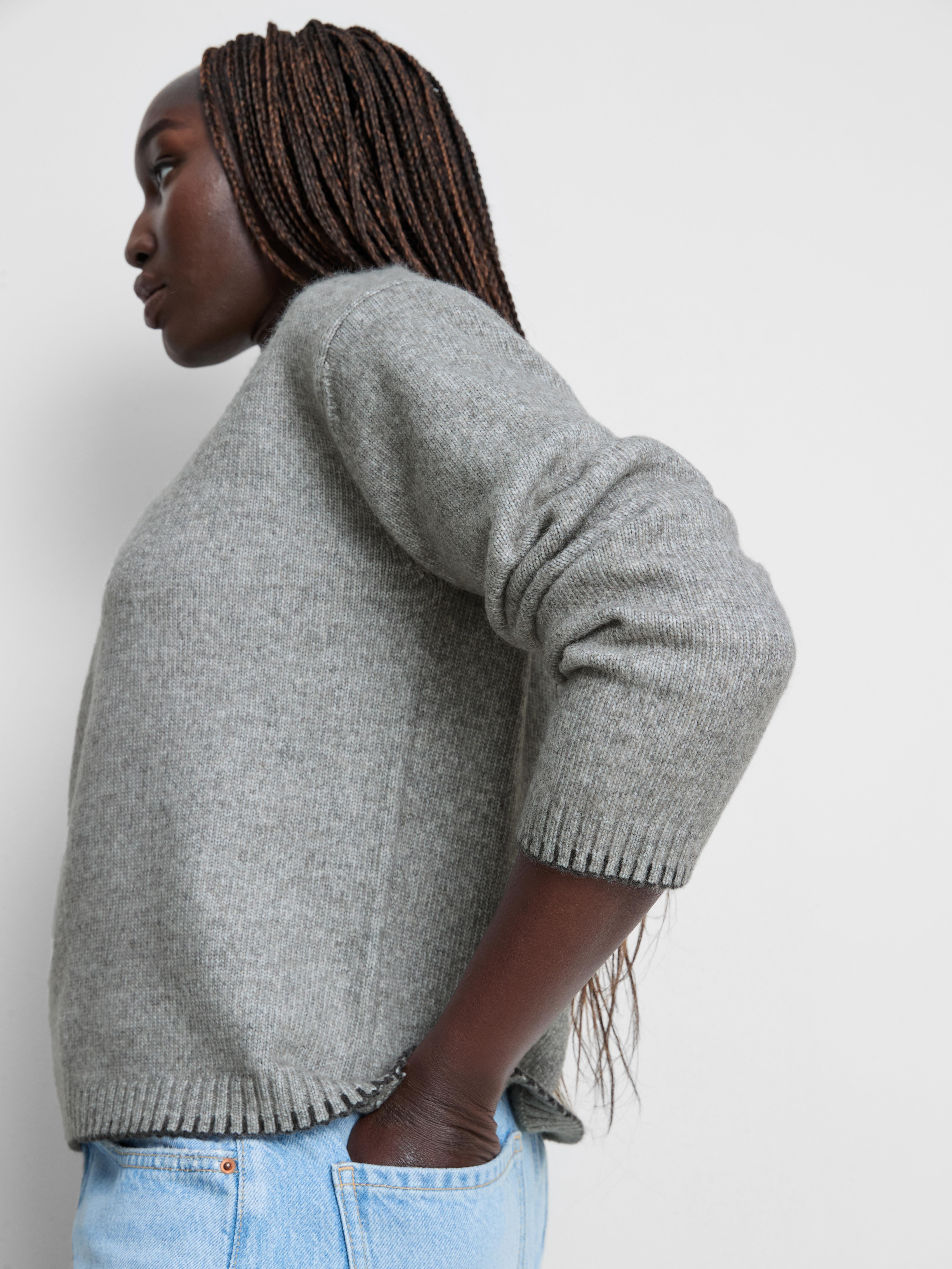 Knitted Stitch-Detail Crewneck Sweater - Gray