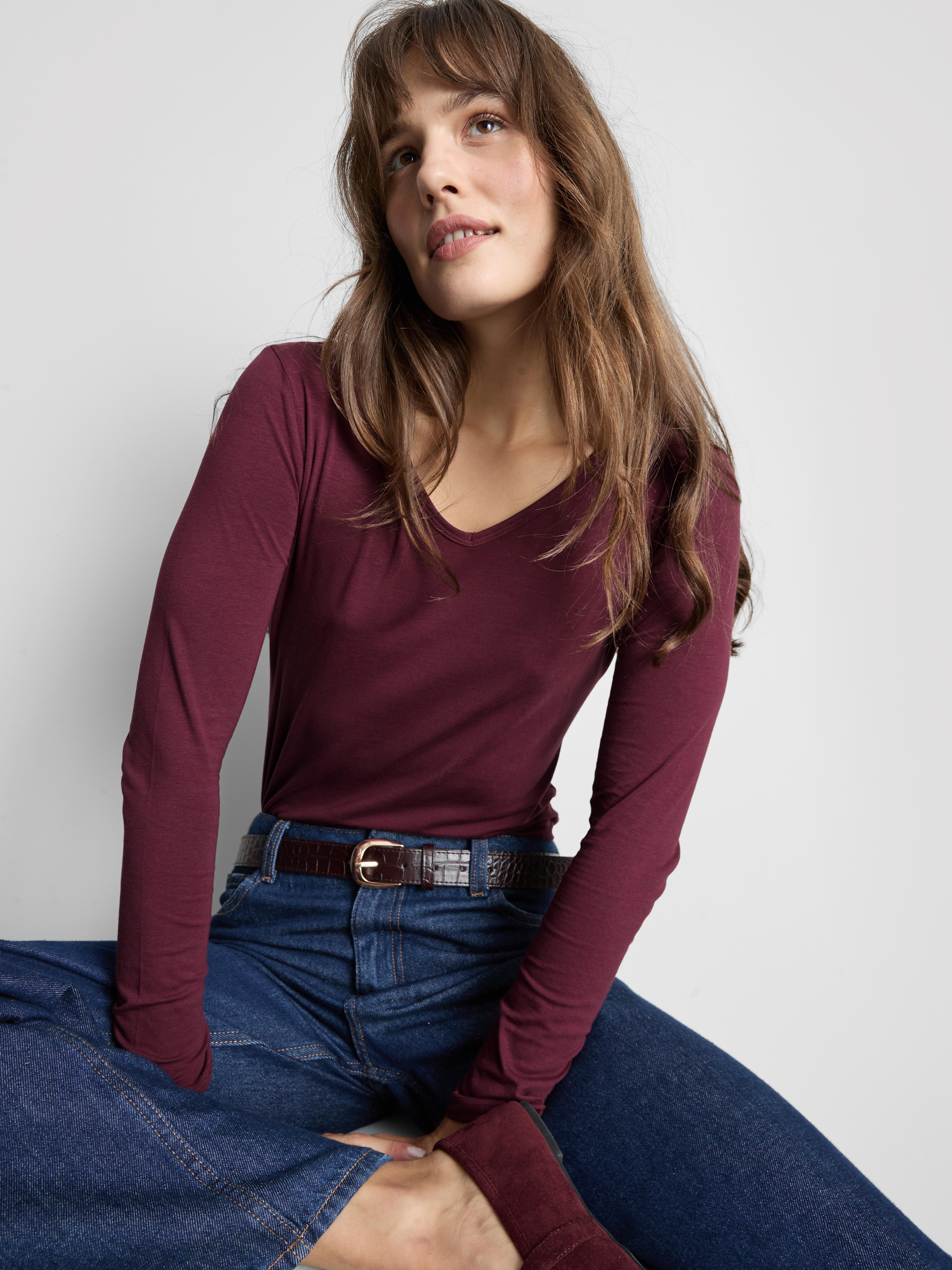 Cotton-Rich Long-Sleeve V-Neck Stretch Top - Burgundy