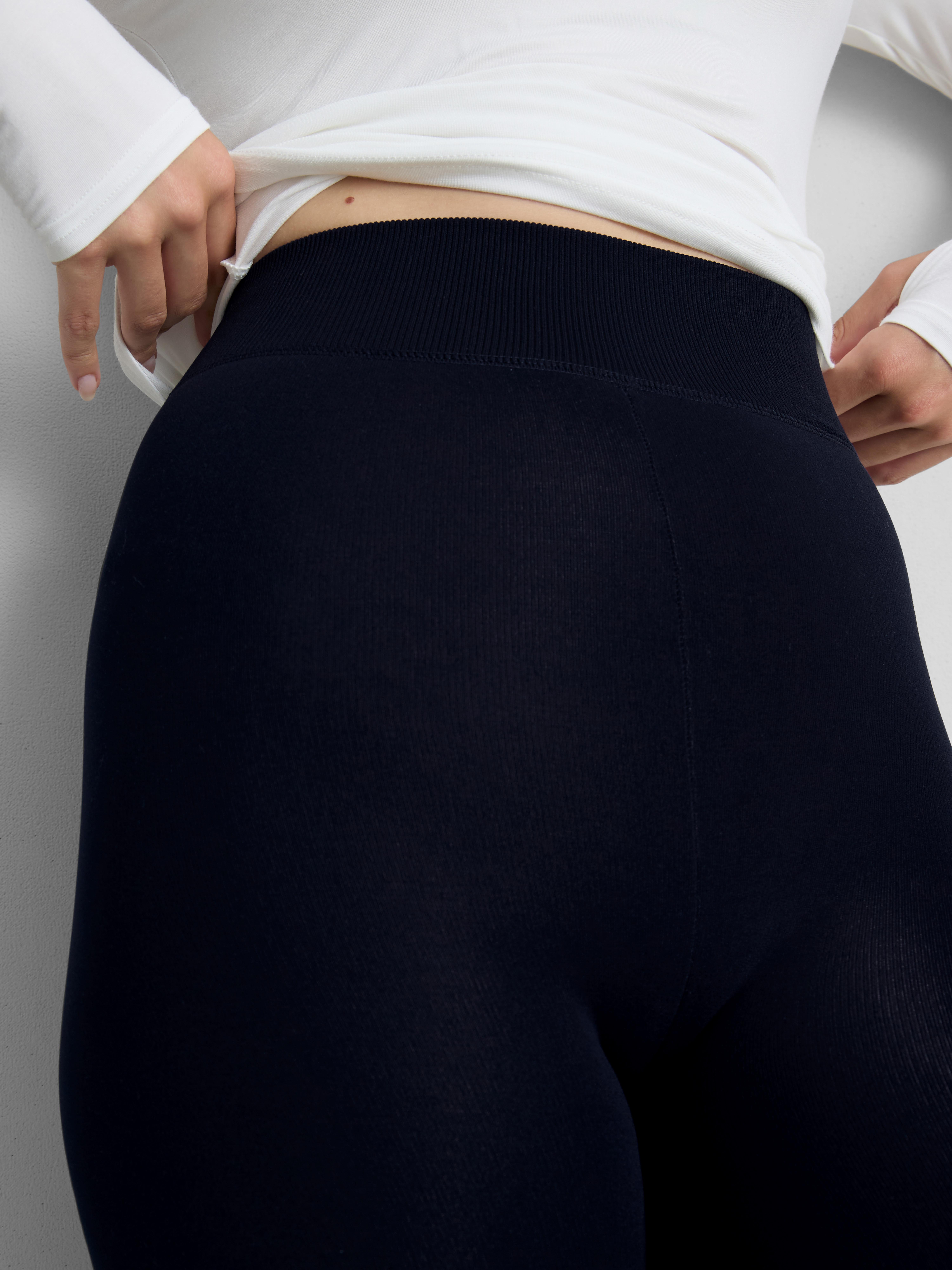 1pk Heat IQ Navy Velvet Plush Leggings - Navy