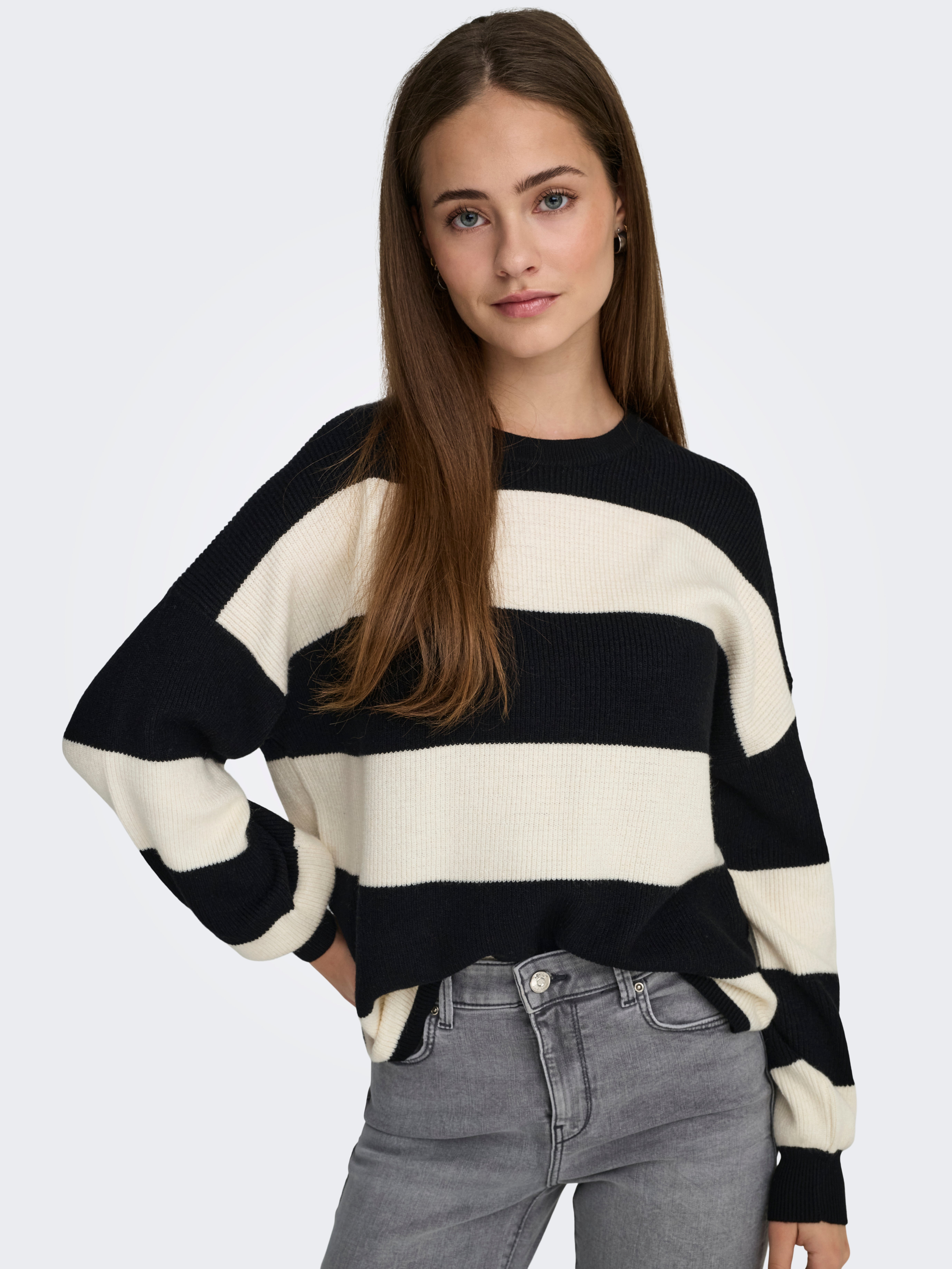 ONLATIA Knitted pullover Black
