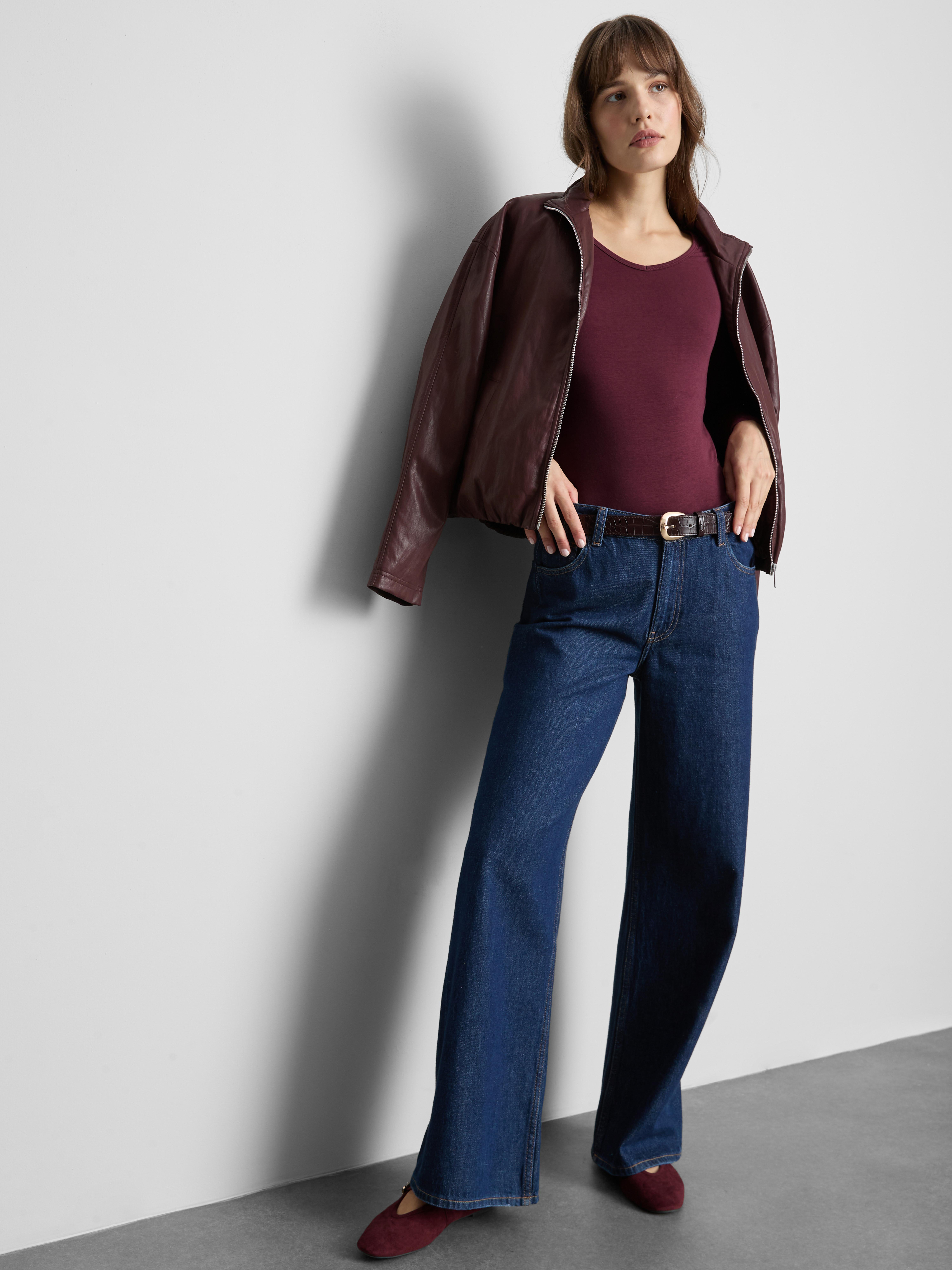 Cotton-Rich Long-Sleeve V-Neck Stretch Top - Burgundy