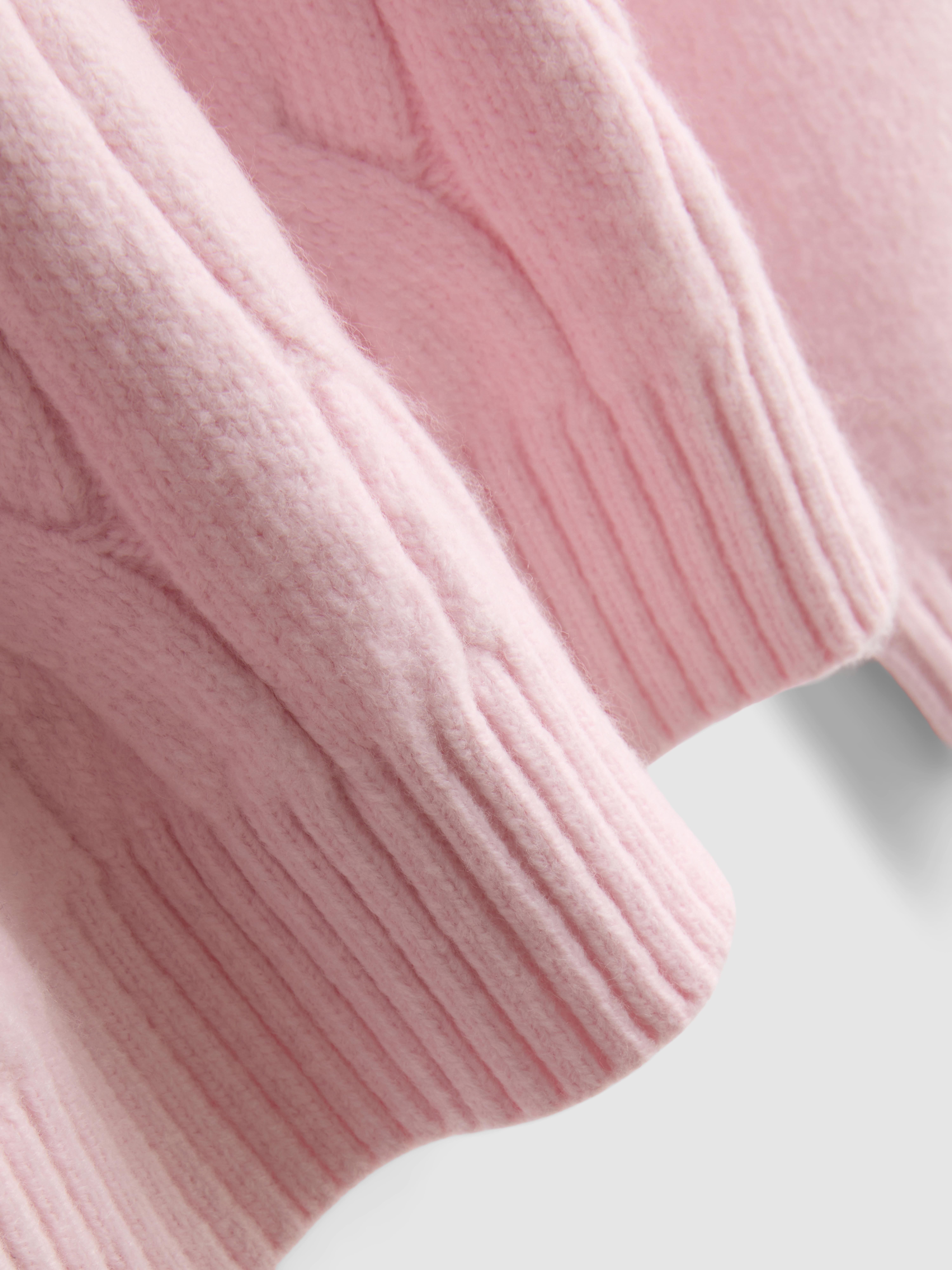 Cable Knit Crew Neck Sweater - Light Pink