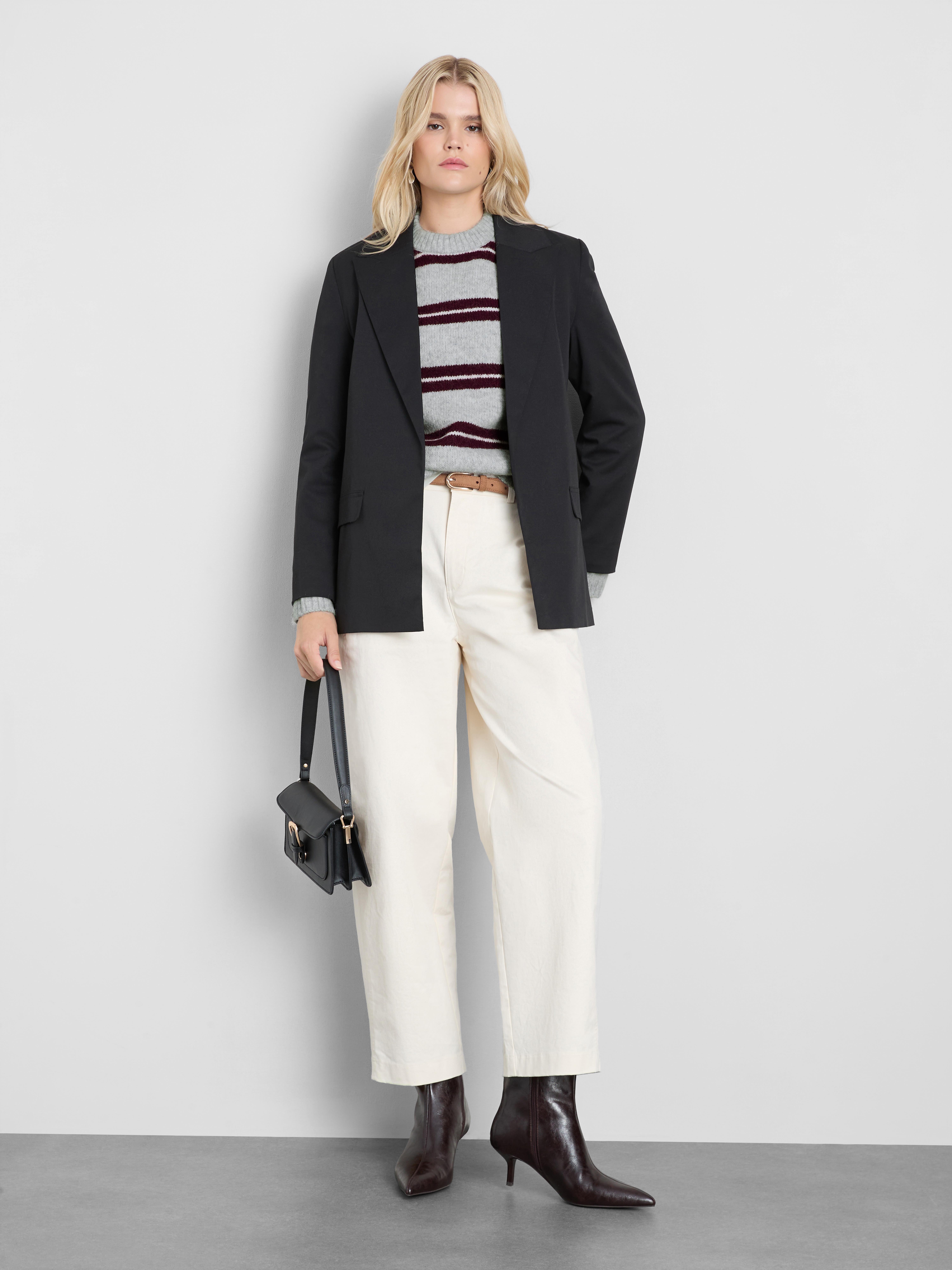 Knitted Fluffy Stripe Crew Neck Sweater - Gray