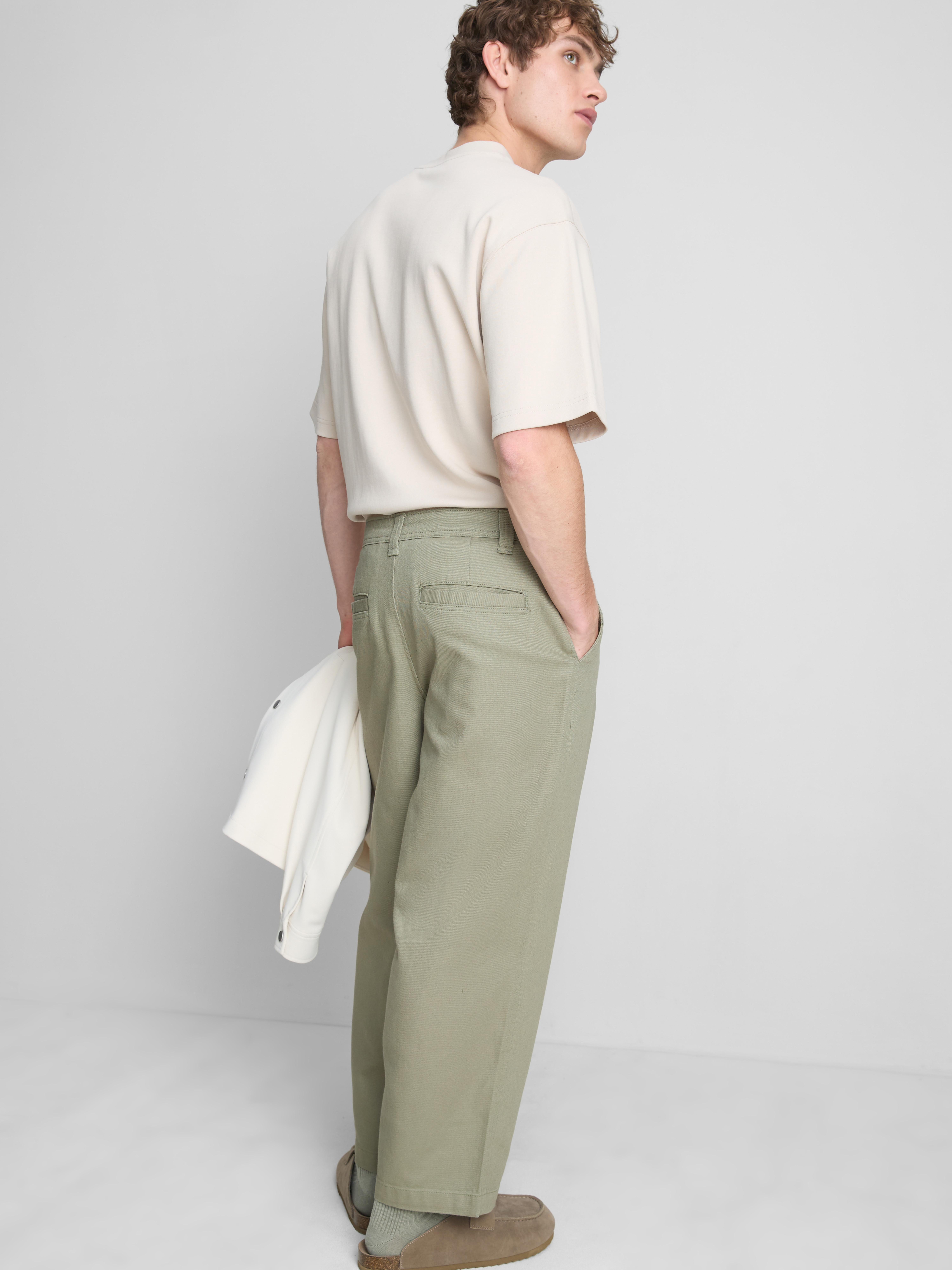 Mid-Rise Baggy Chinos - Olive