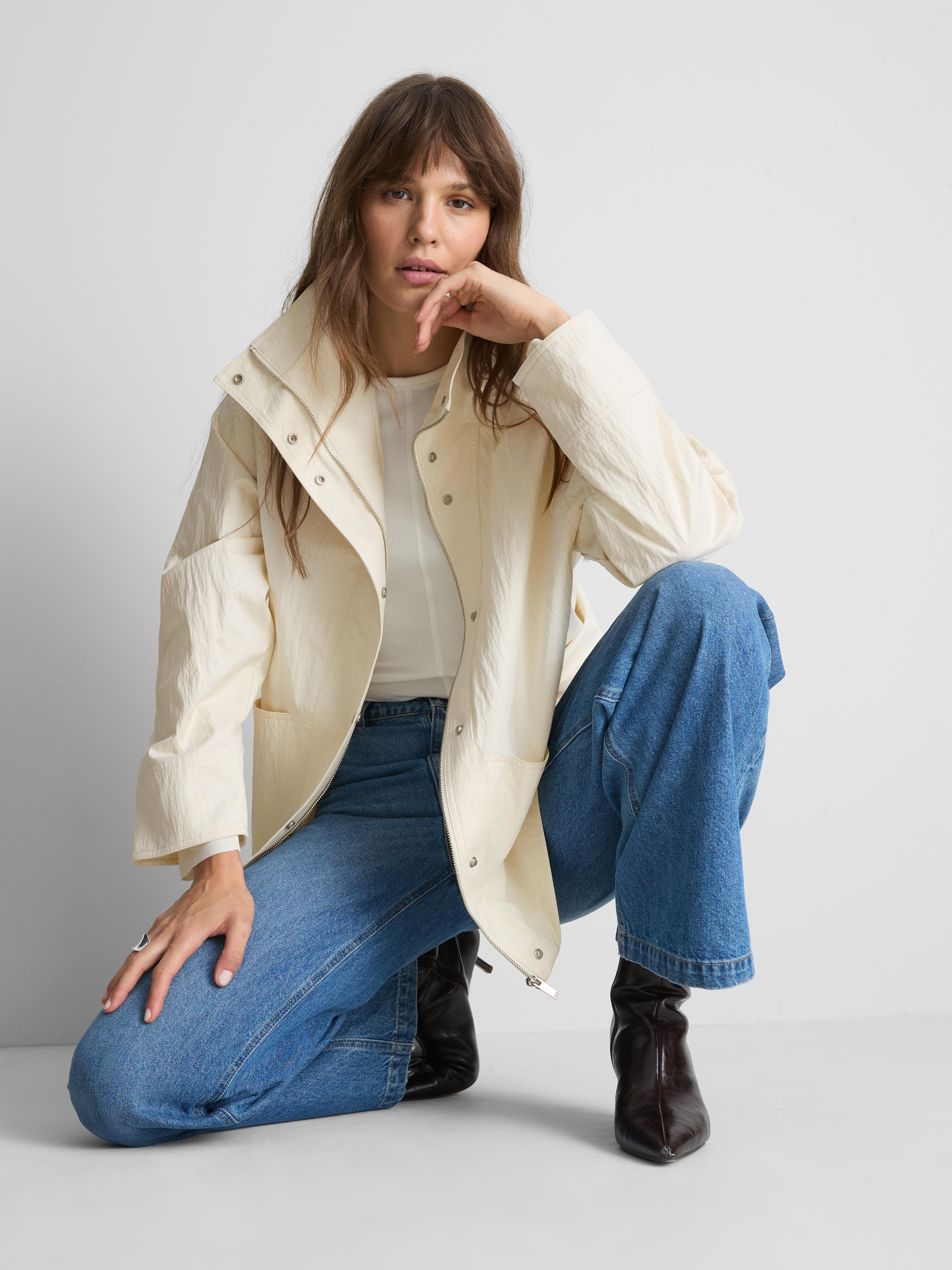 Paula Echevarría Crinkled Relaxed Funnel Neck Jacket - Ivory