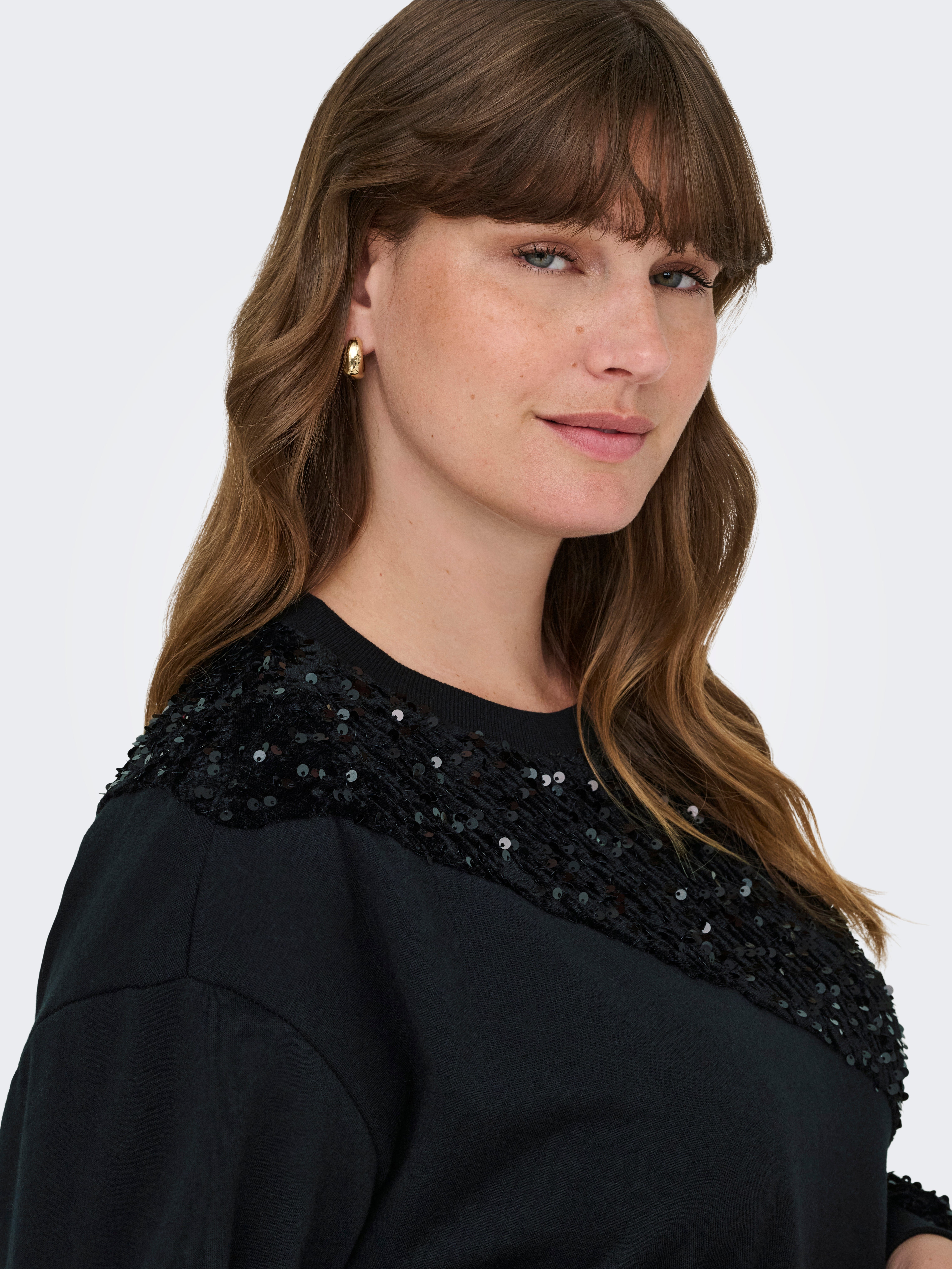 CARNELLIE Short dress Black