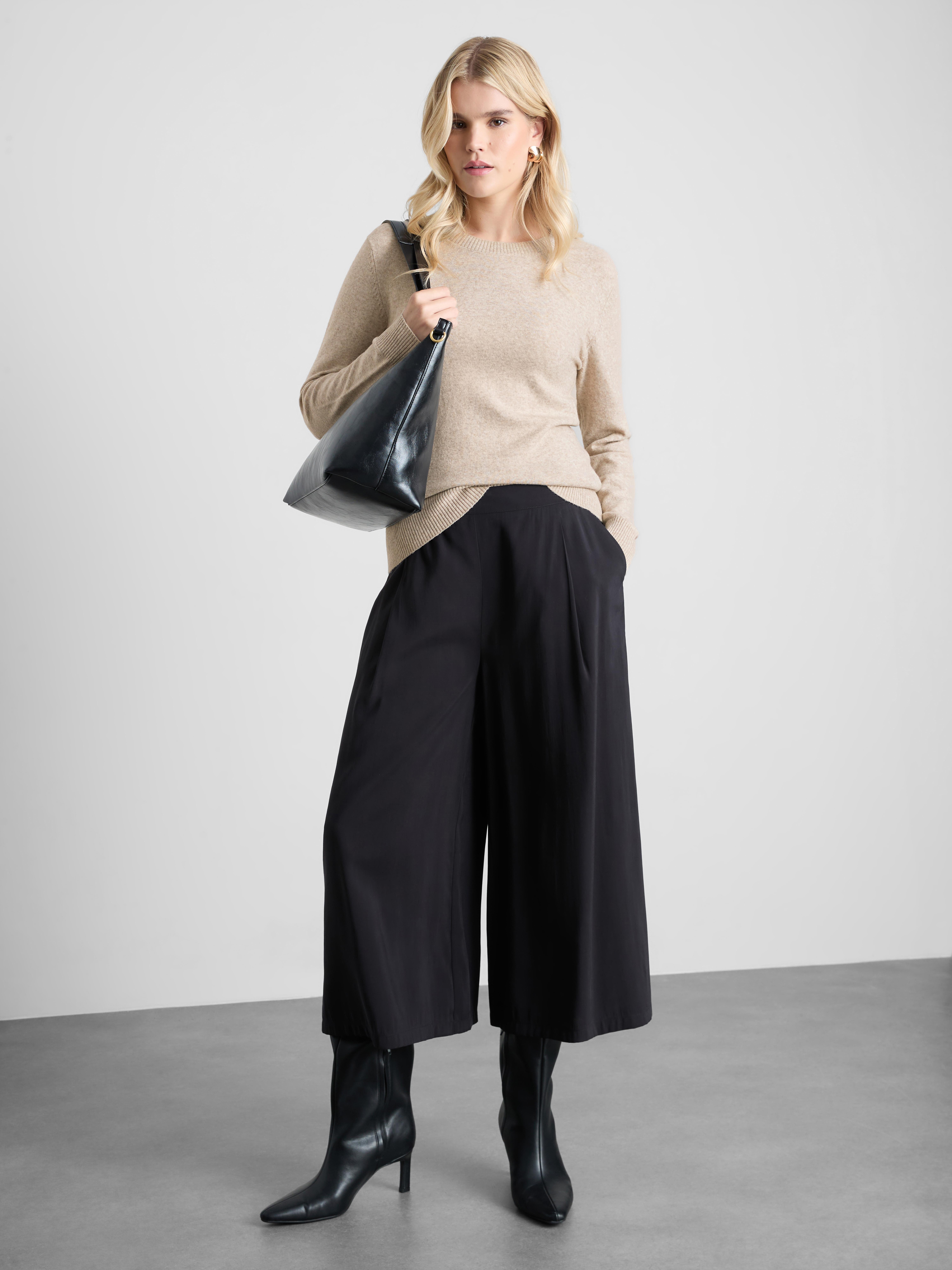 Soft Knitted Crew Neck Sweater - Oatmeal