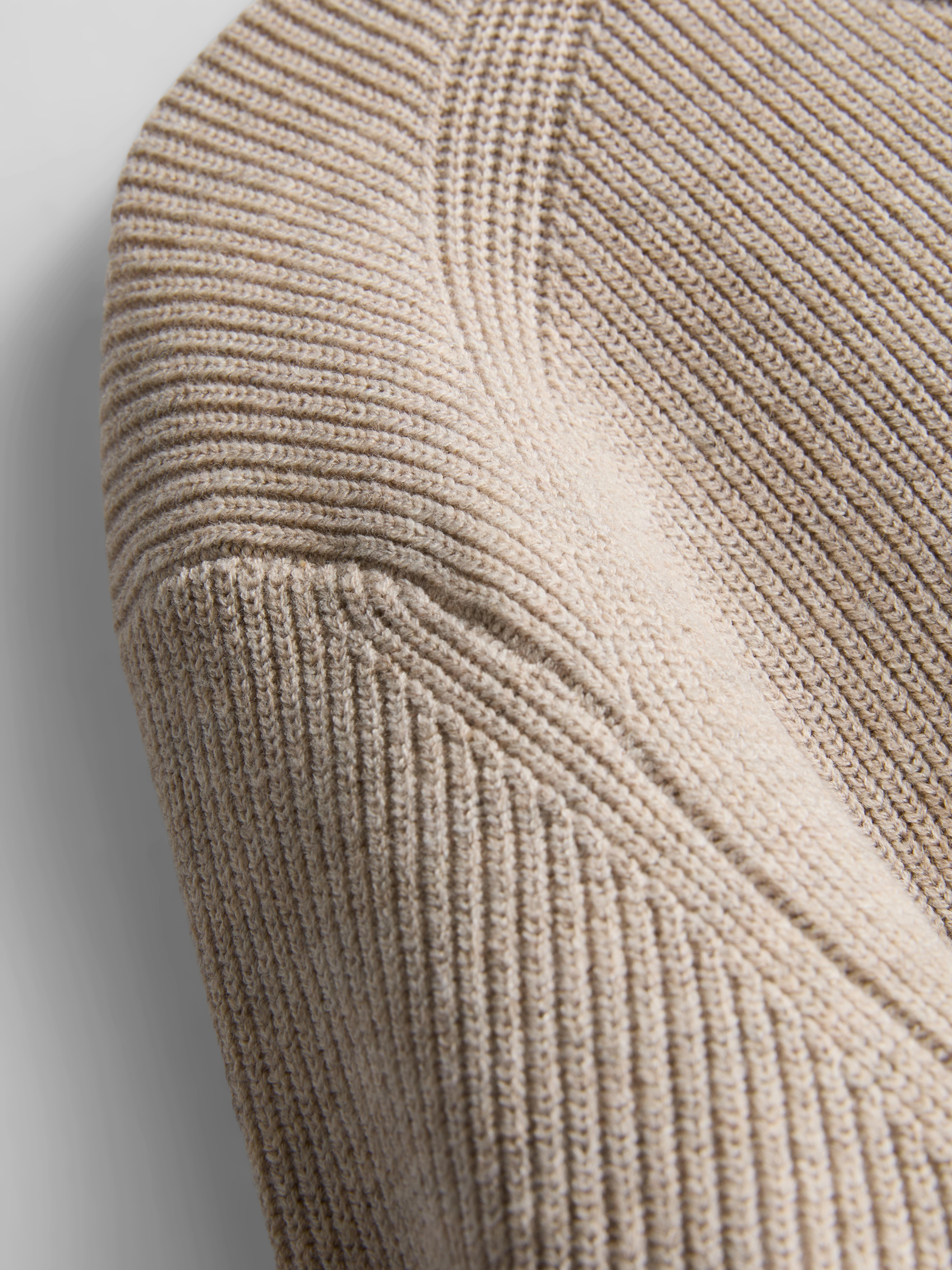Ribbed Crewneck Sweater - Natural