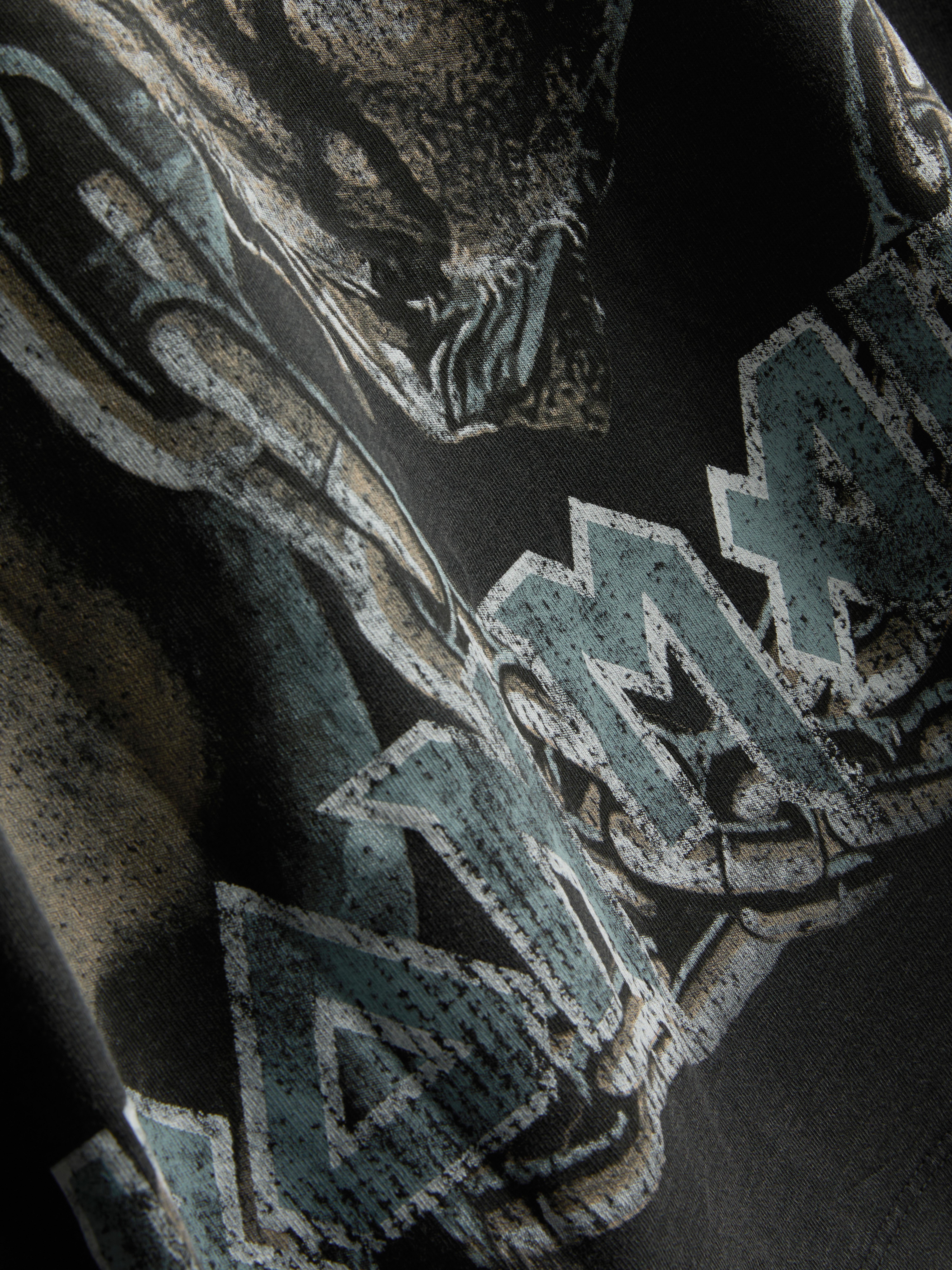 Iron Maiden Piece Of Mind T-Shirt - Black