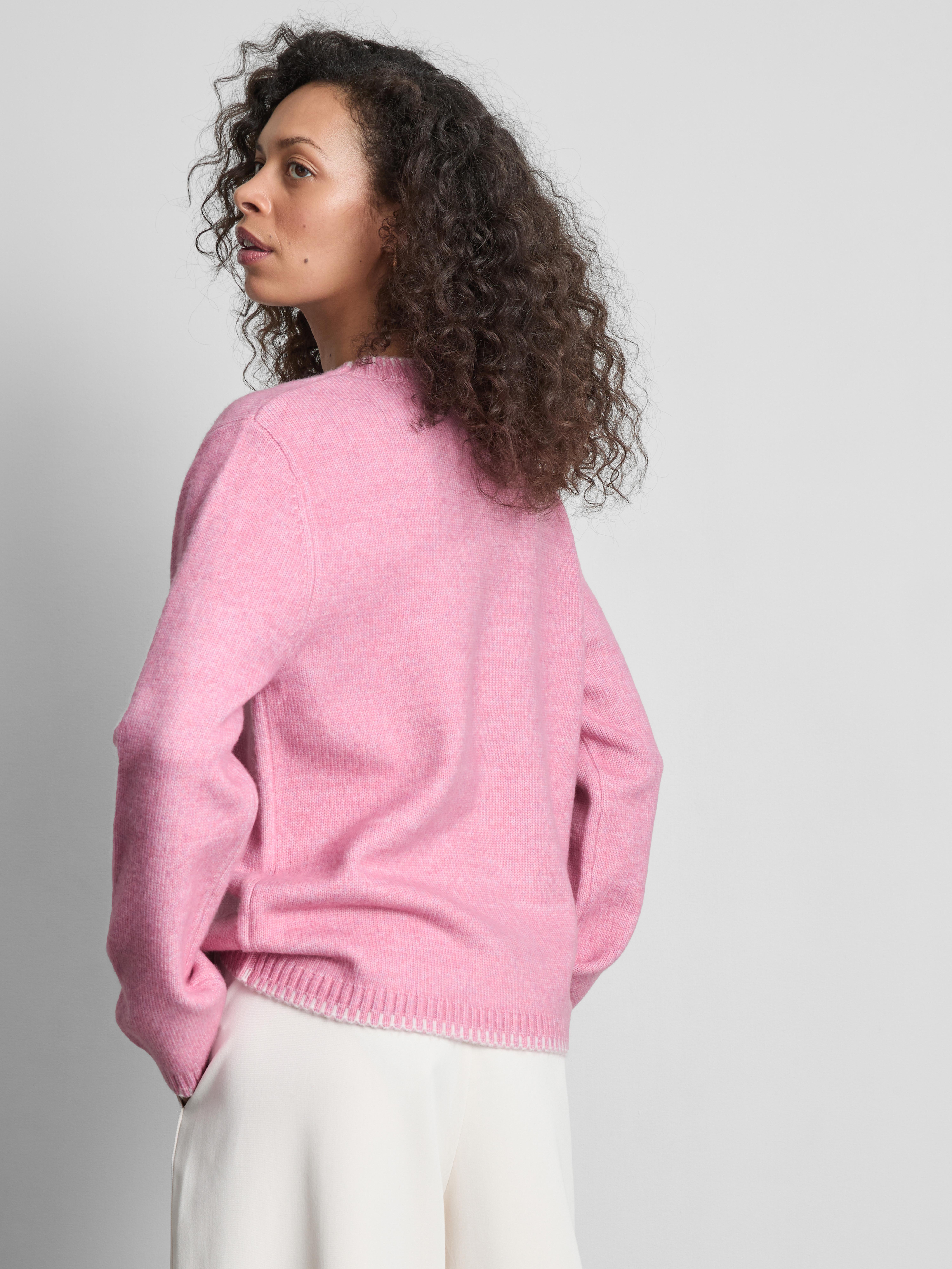 Halo Stitch V-Neck Cardigan - Pink