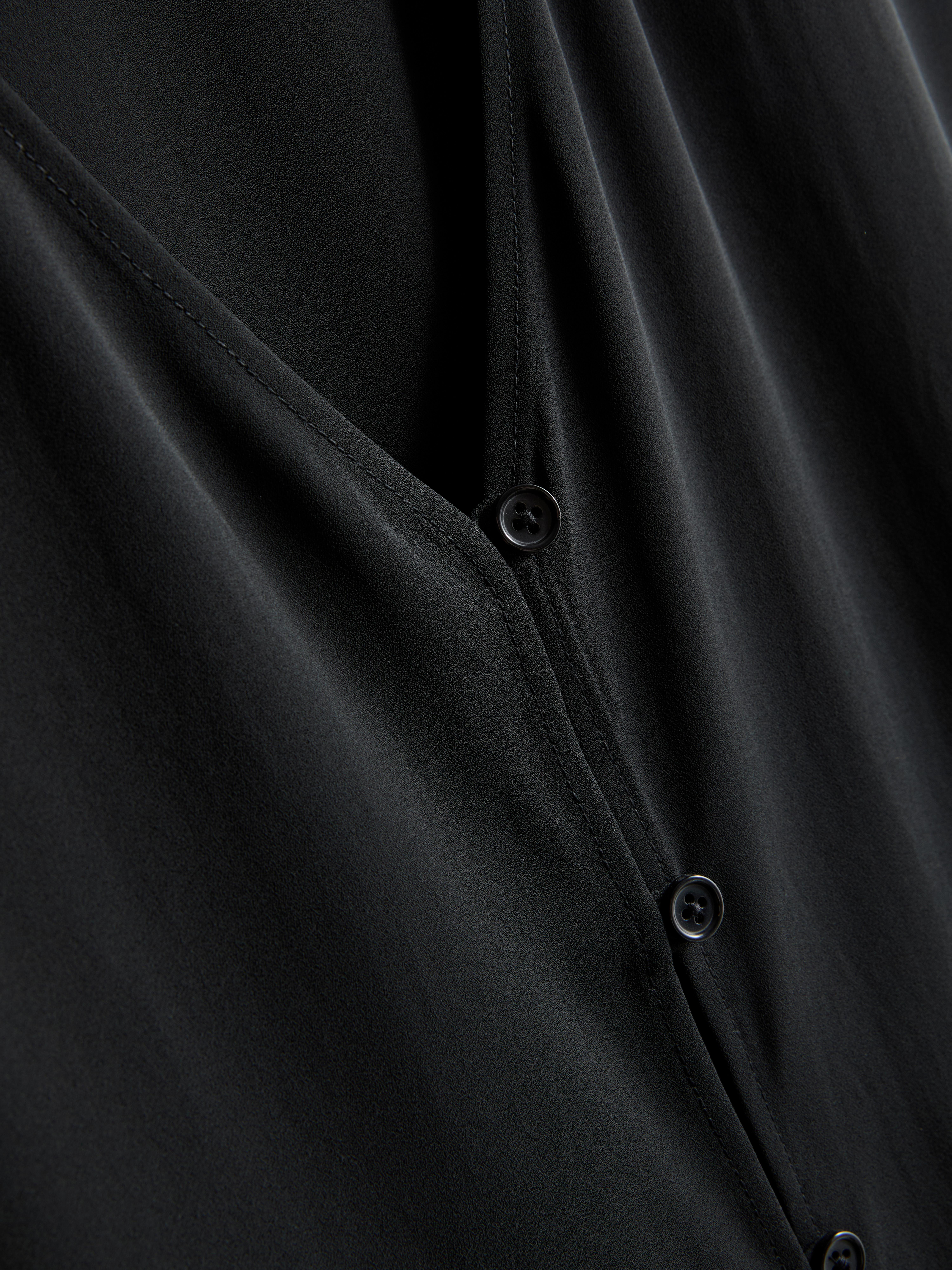 Crepe V-Neck Blouse - Black