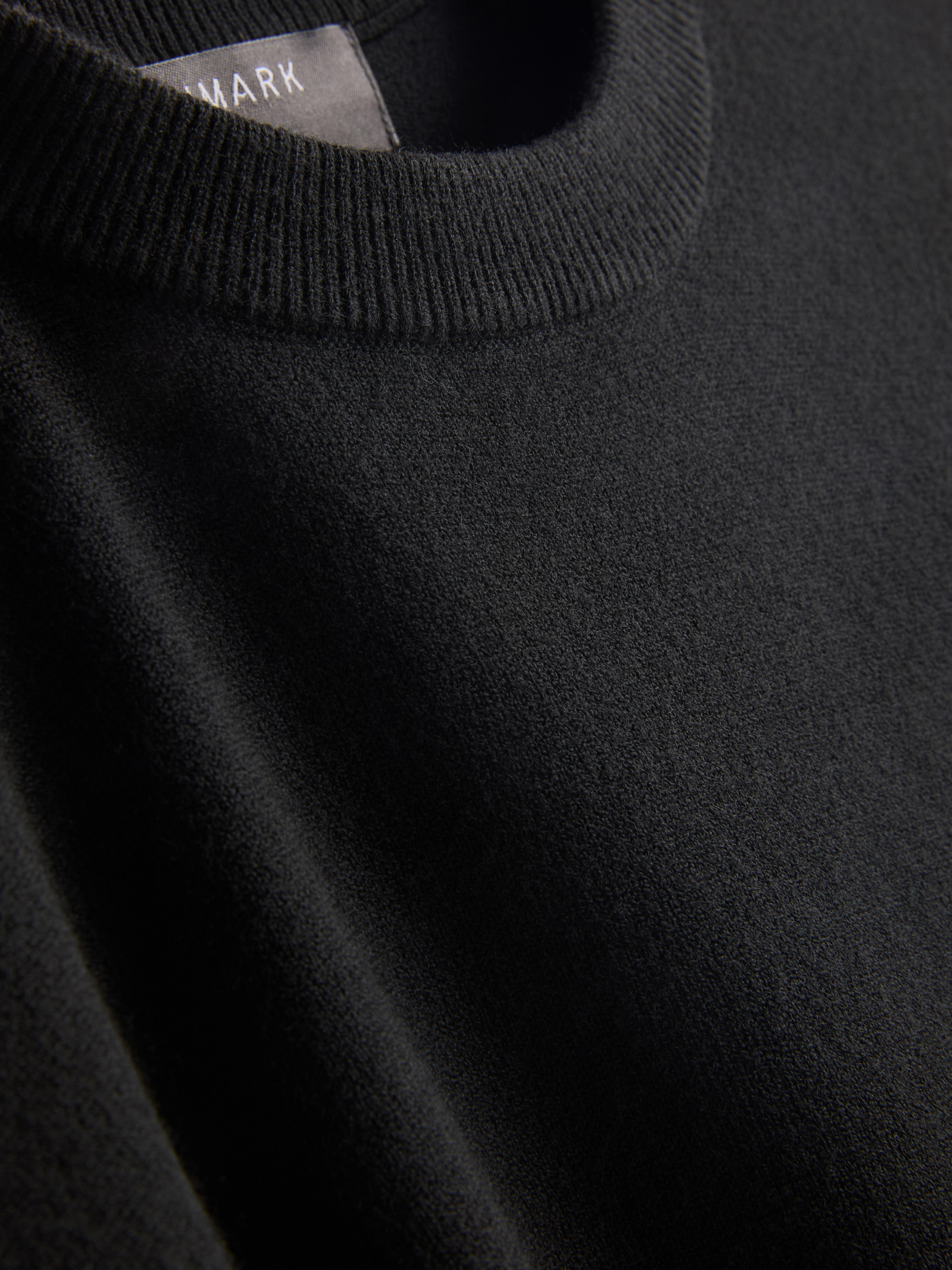 Crew Neck Sweater - Black