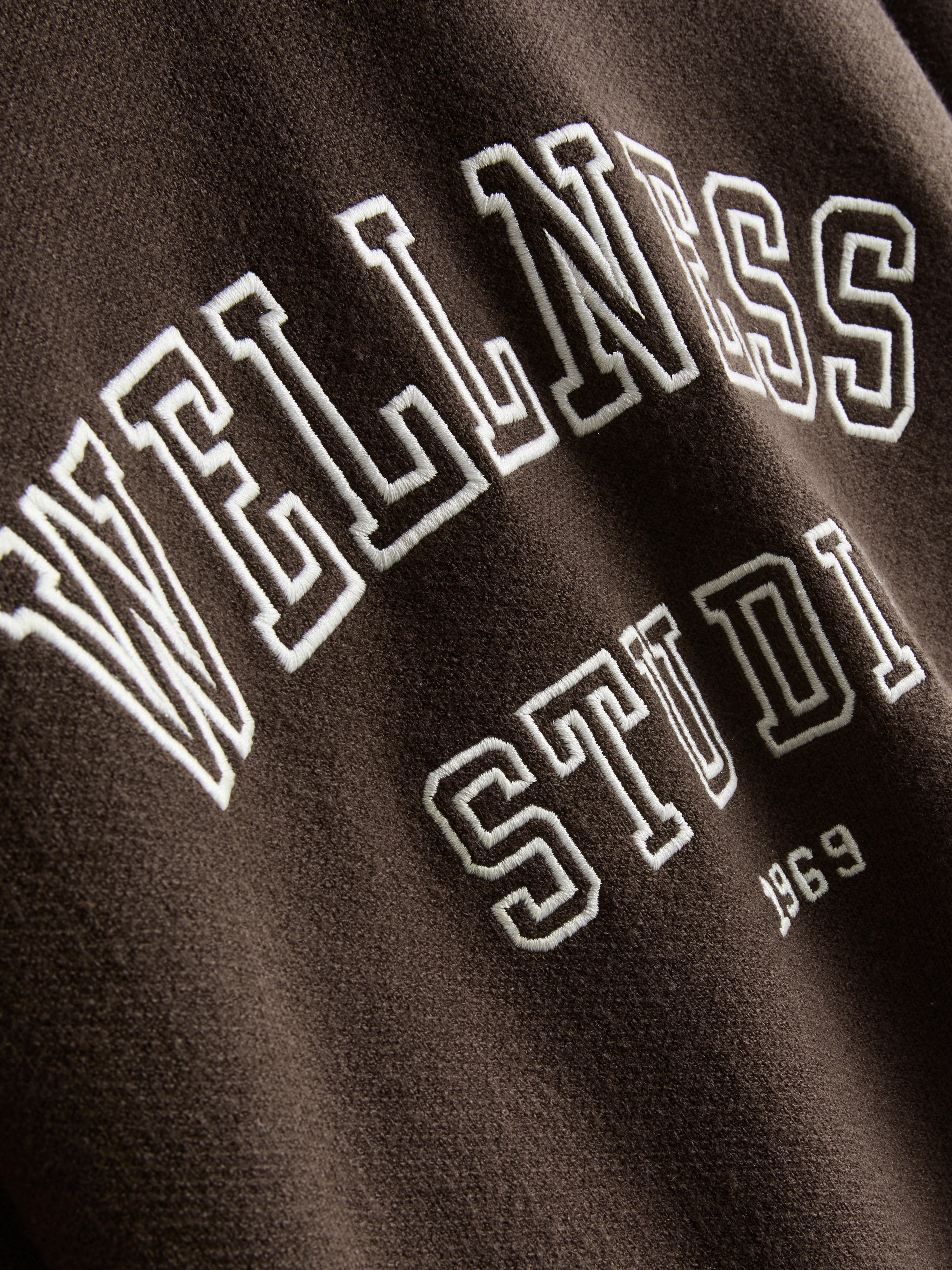 Knitted Crewneck Slogan Sweater - Brown