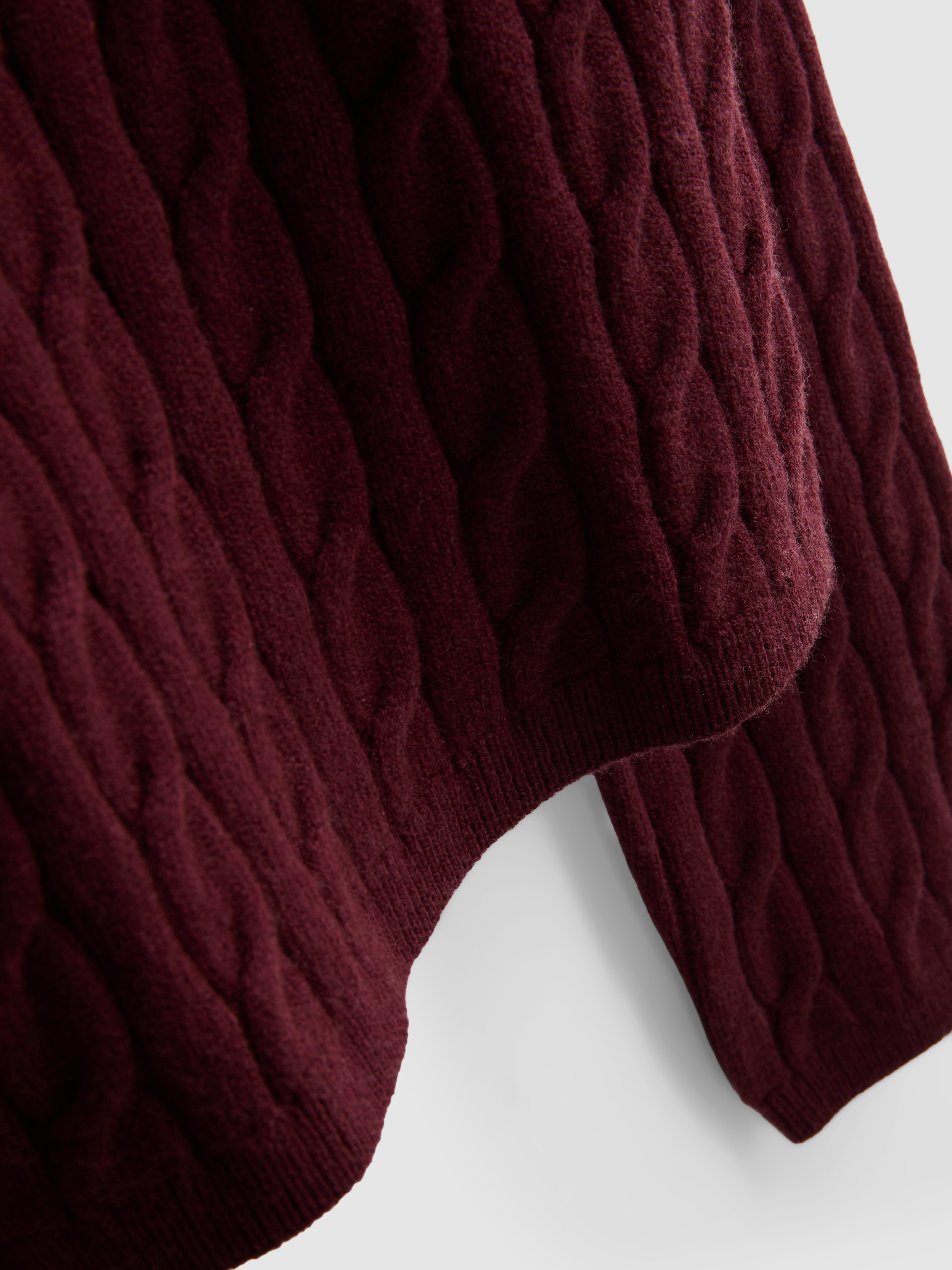 Cable Knit Crew Neck Sweater - Burgundy