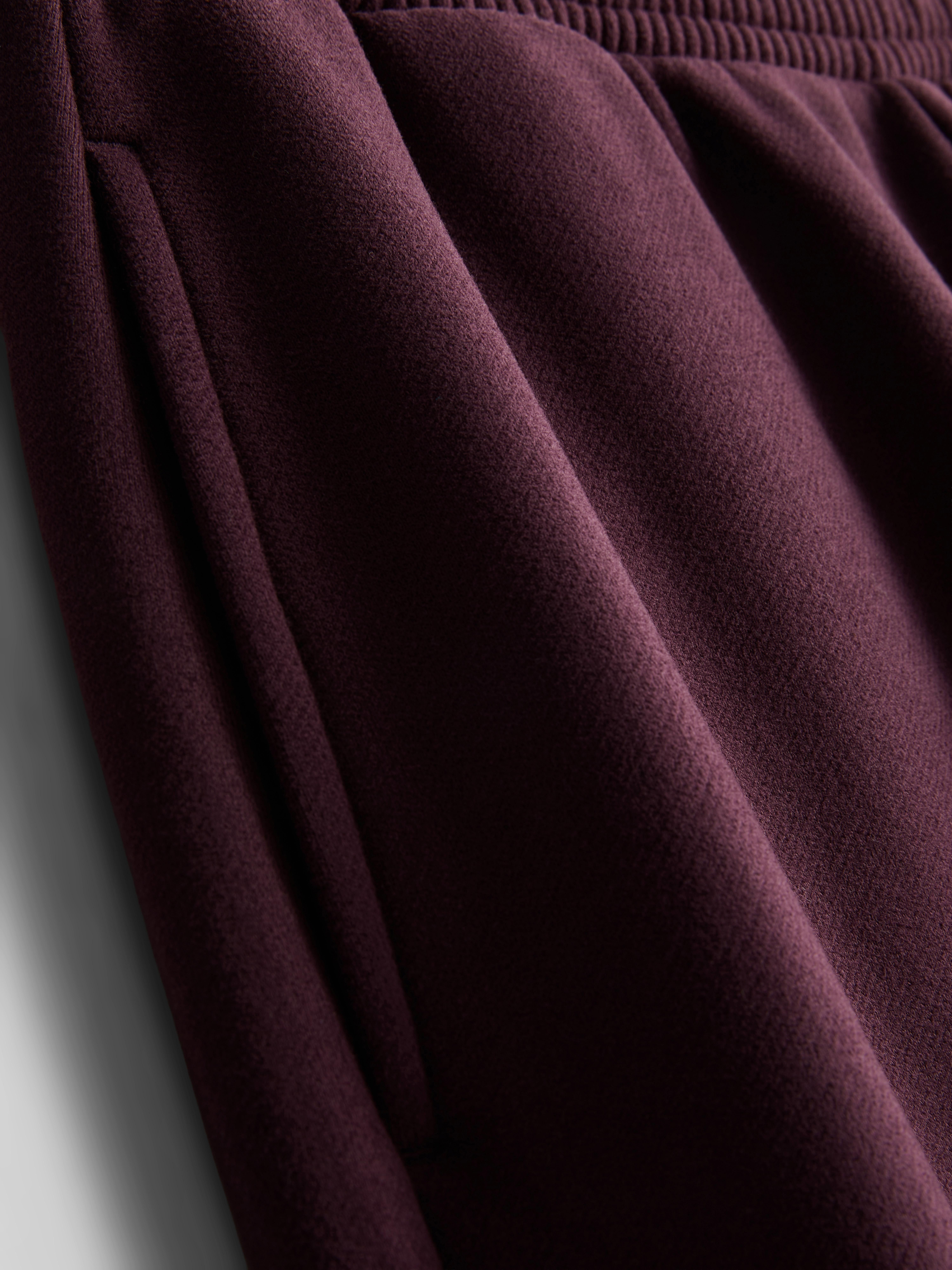 Primark Form | Cotton-Rich Oversized Cuffed Joggers - Burgundy