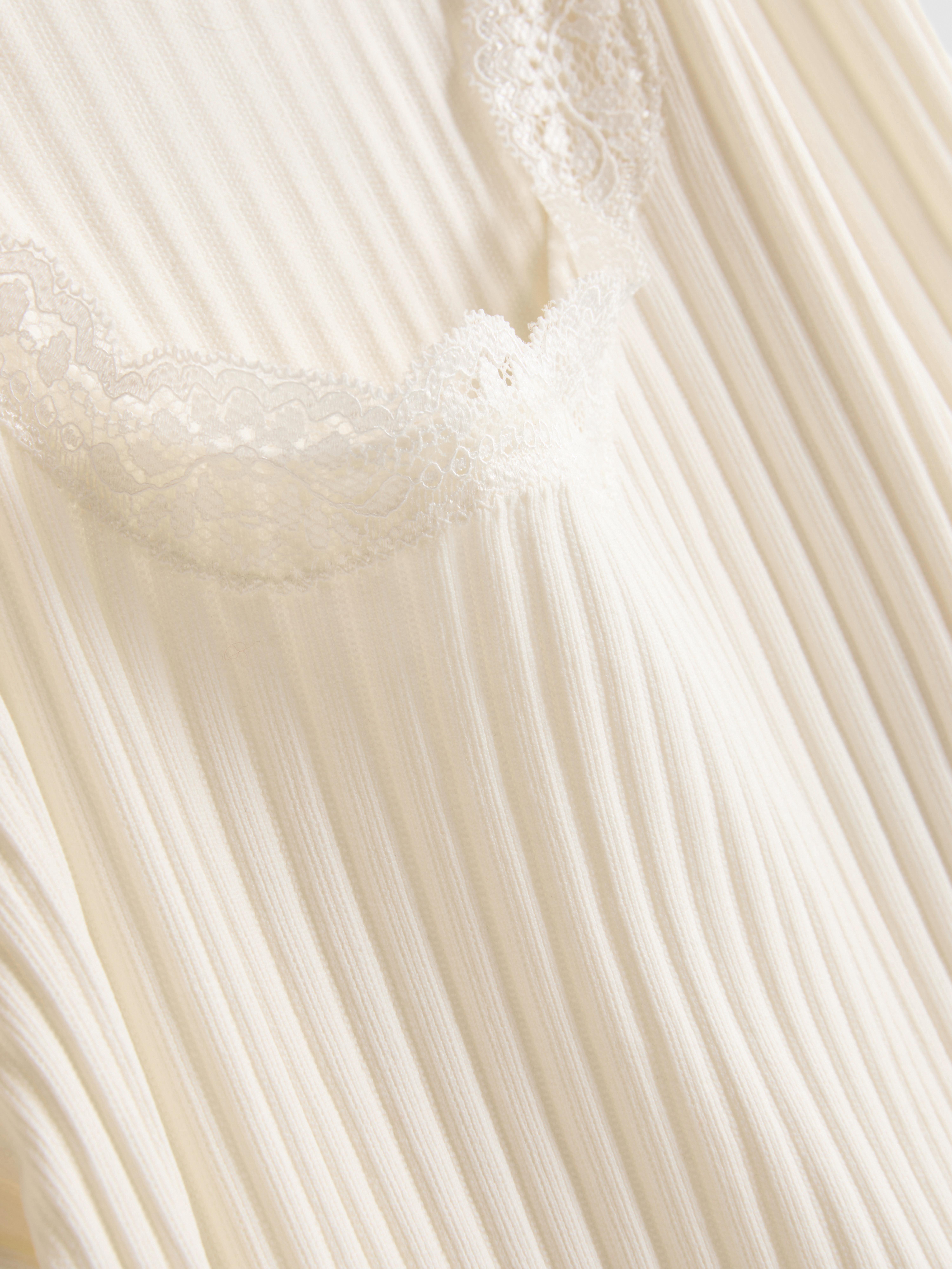 Ribbed Long-Sleeve Squareneck Top - Cream