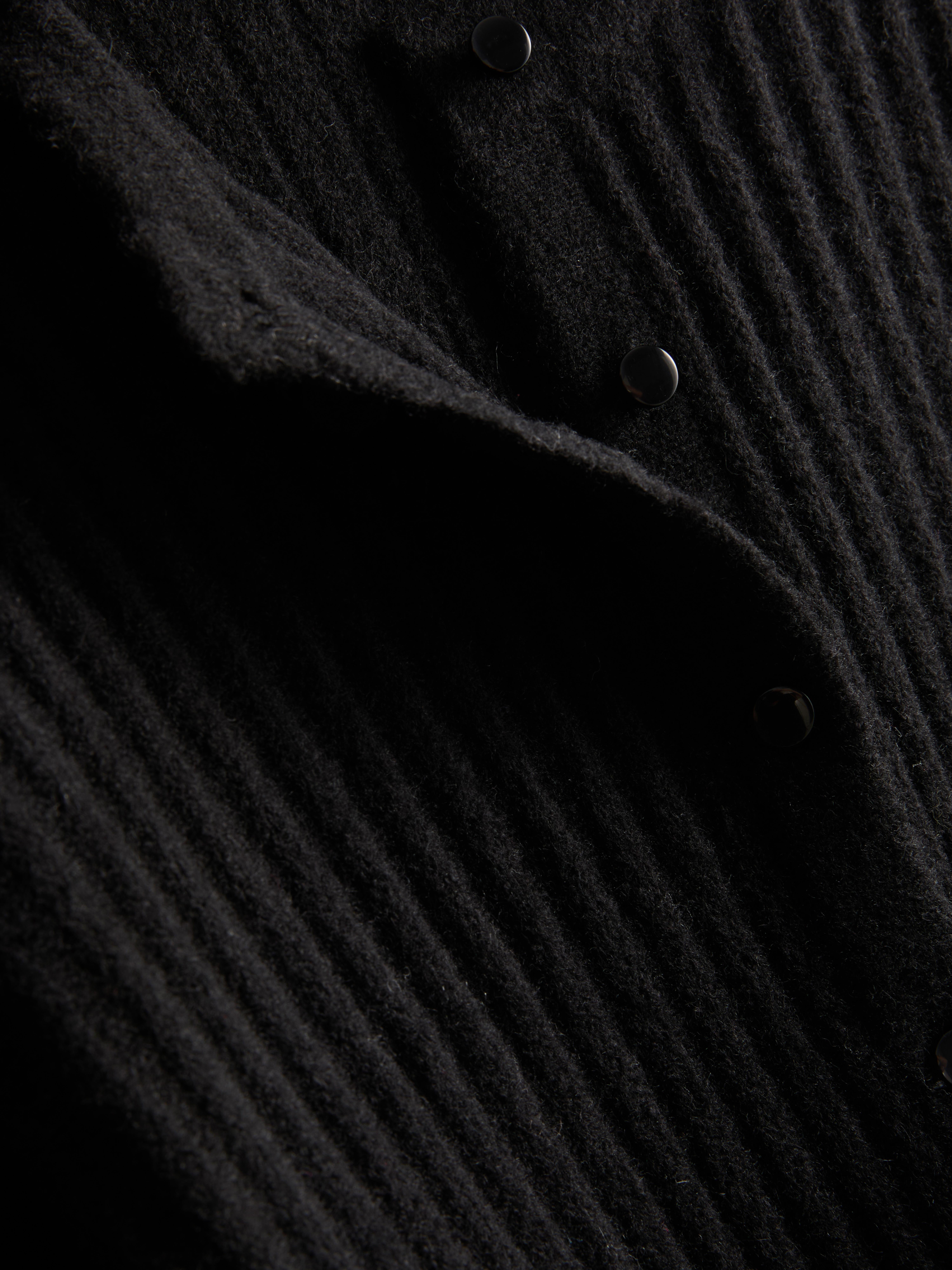 Ribbed Sculpted Cardigan - Black