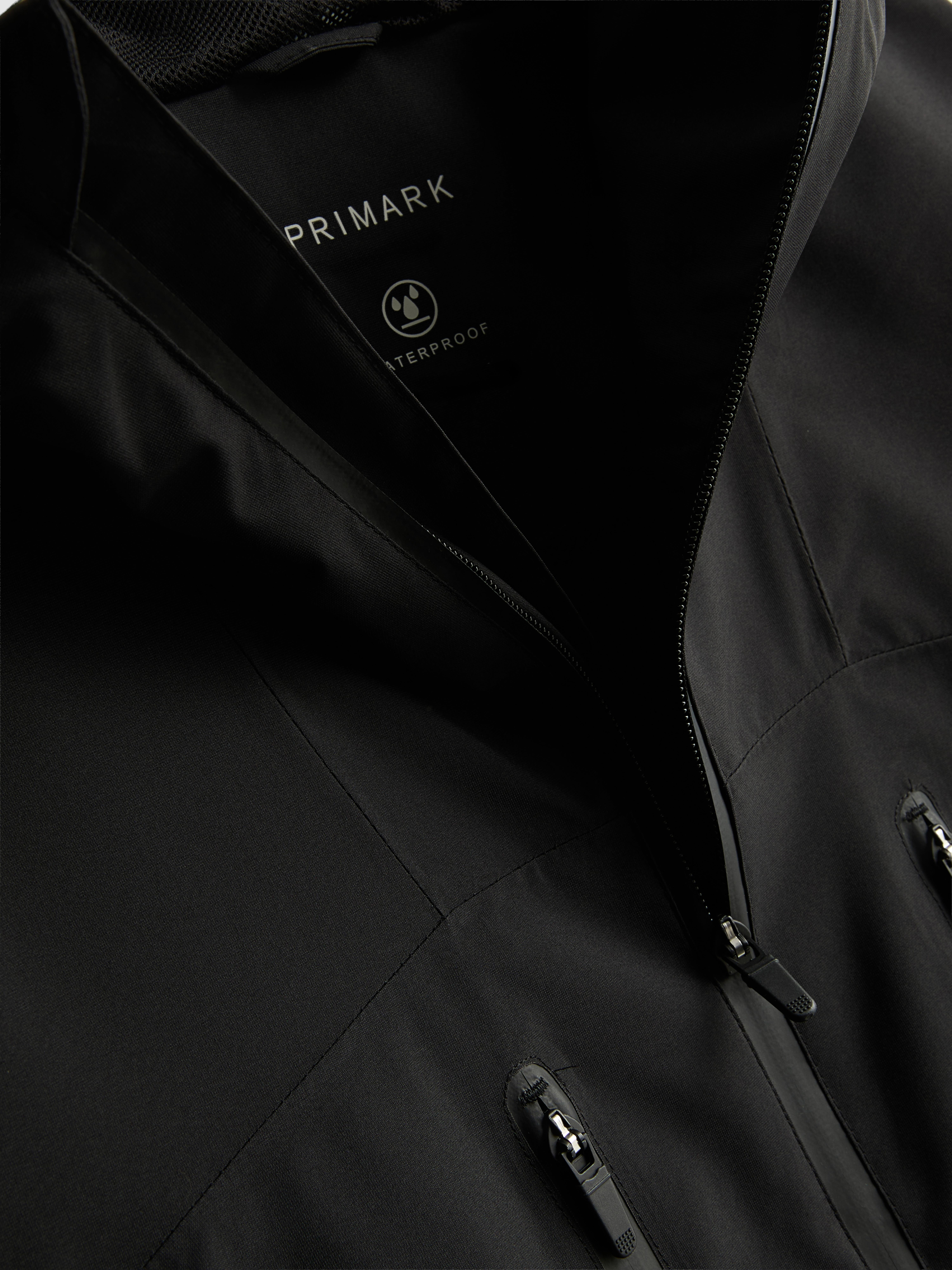 Hooded Zip Raincoat - Black