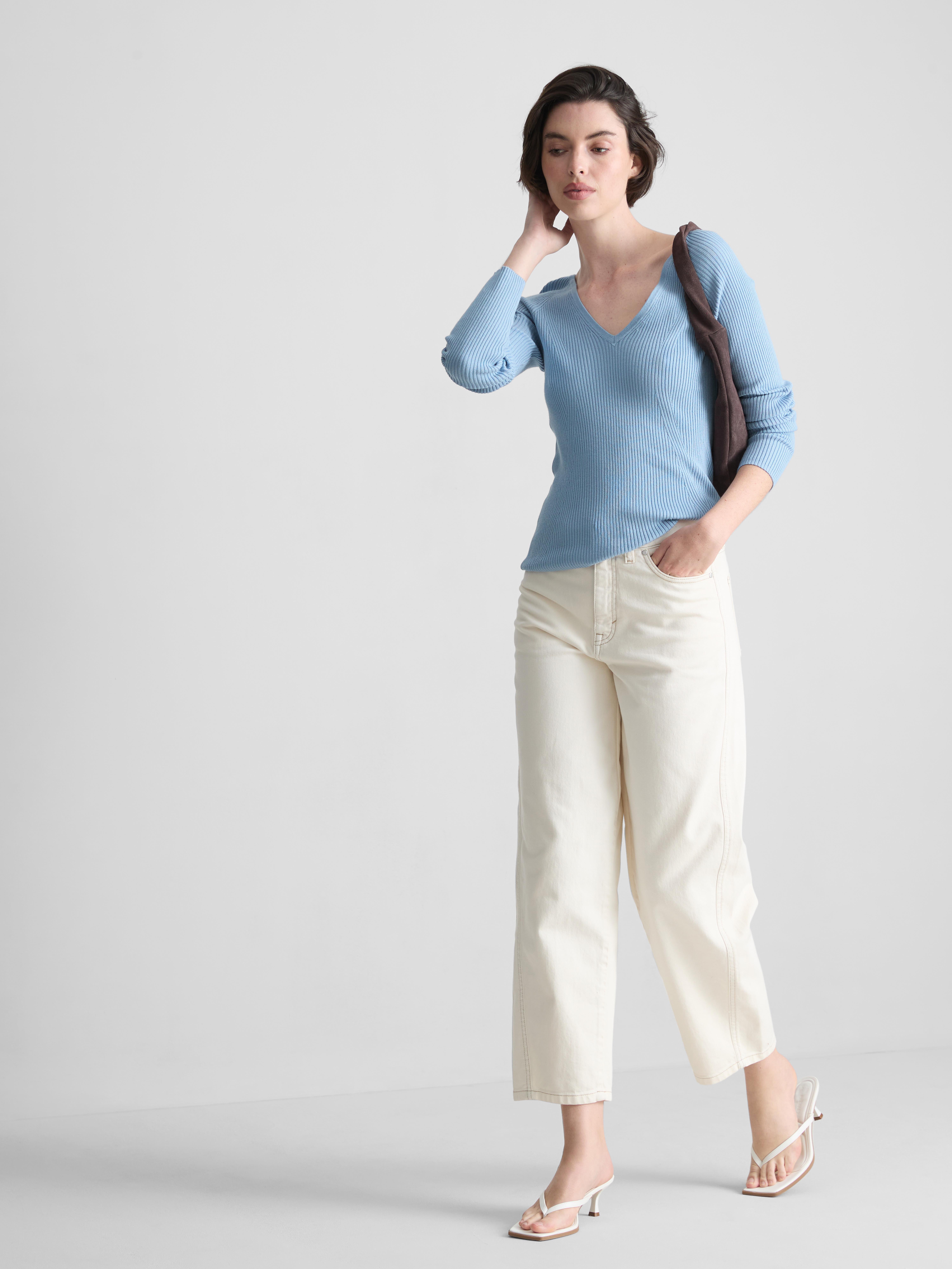 Ribbed V-Neck Sweater - Blue