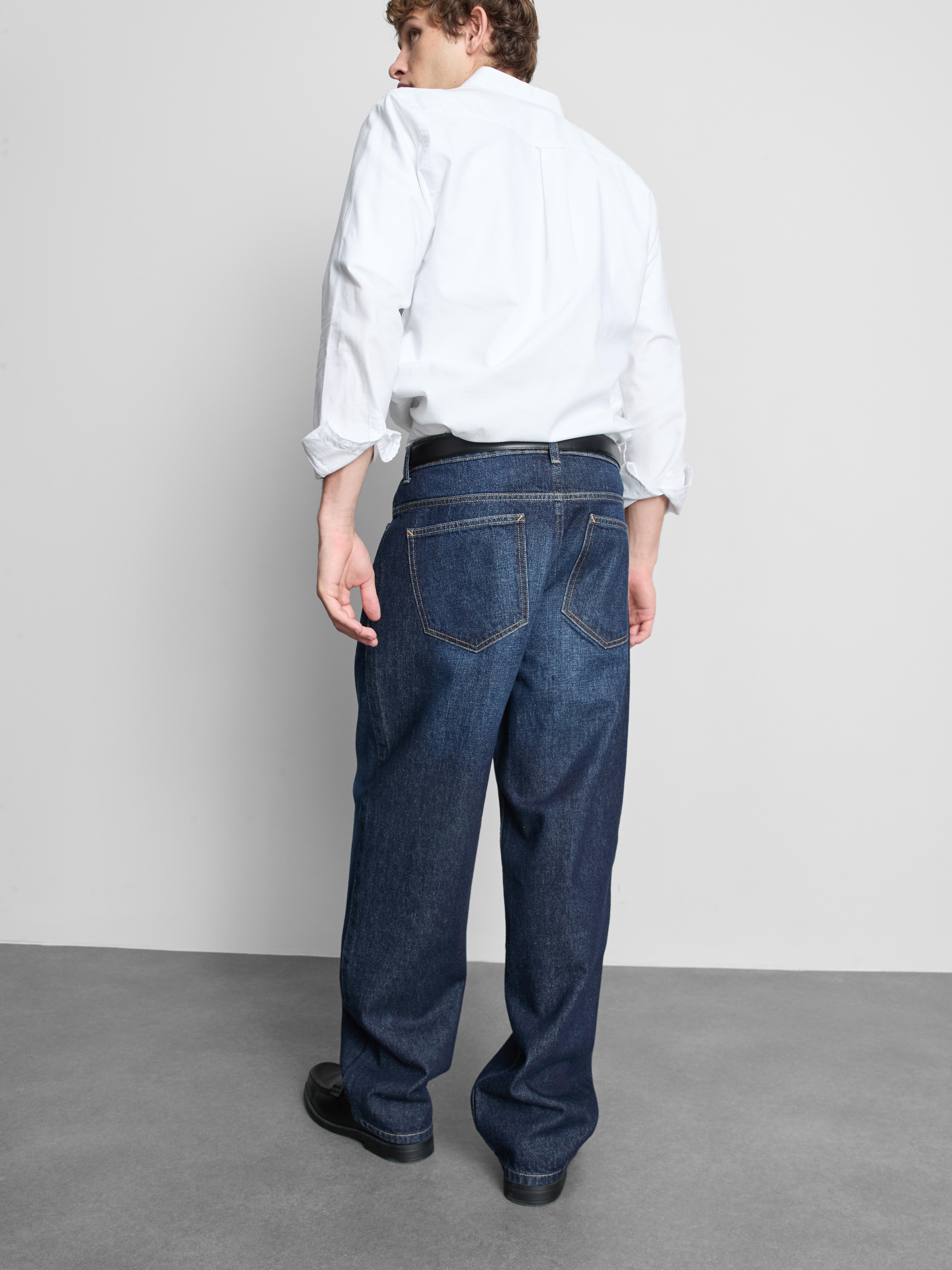 High-Waisted Relaxed Jeans - Dark Blue