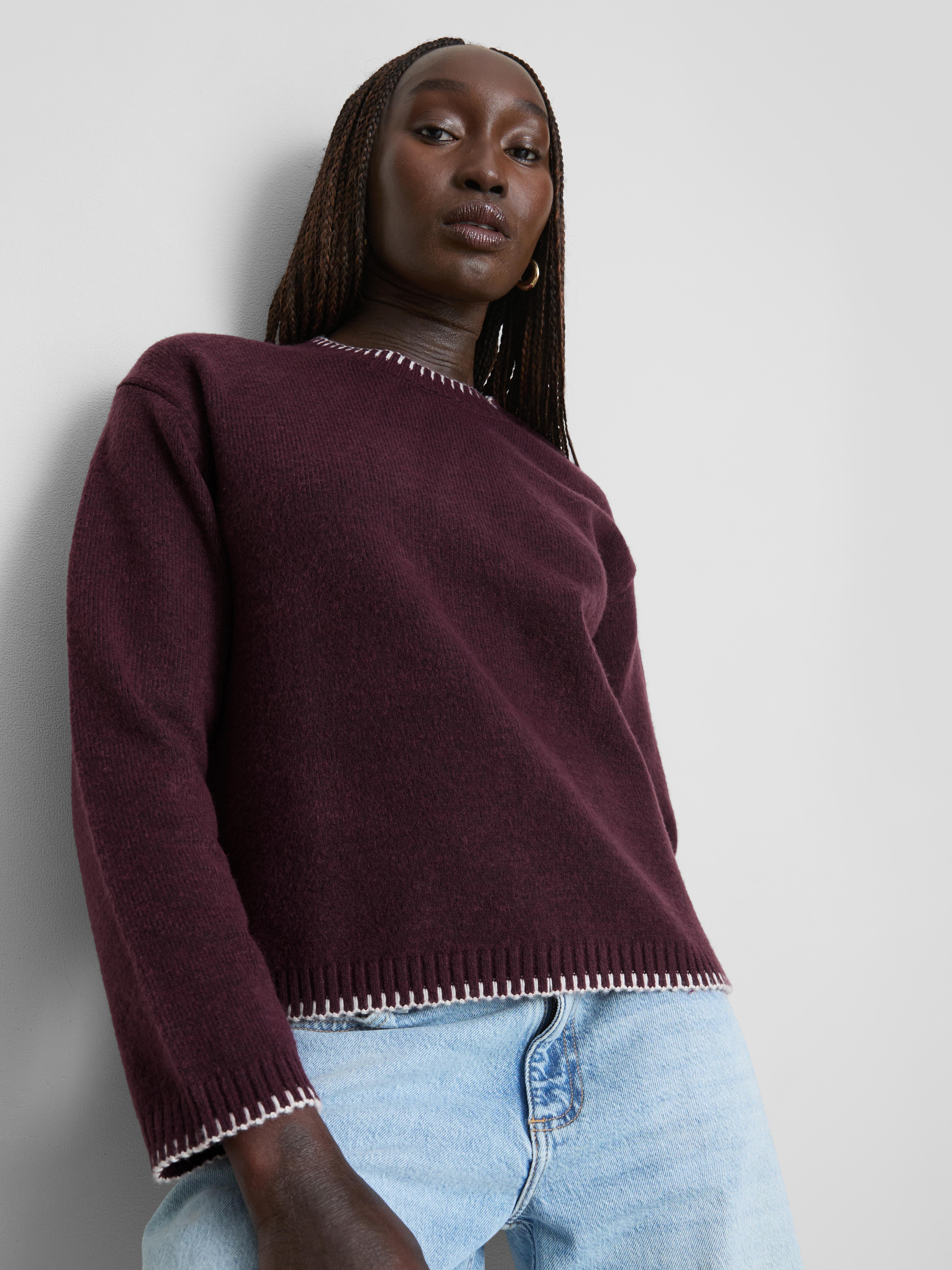 Knitted Stitch-Detail Crewneck Sweater - Burgundy