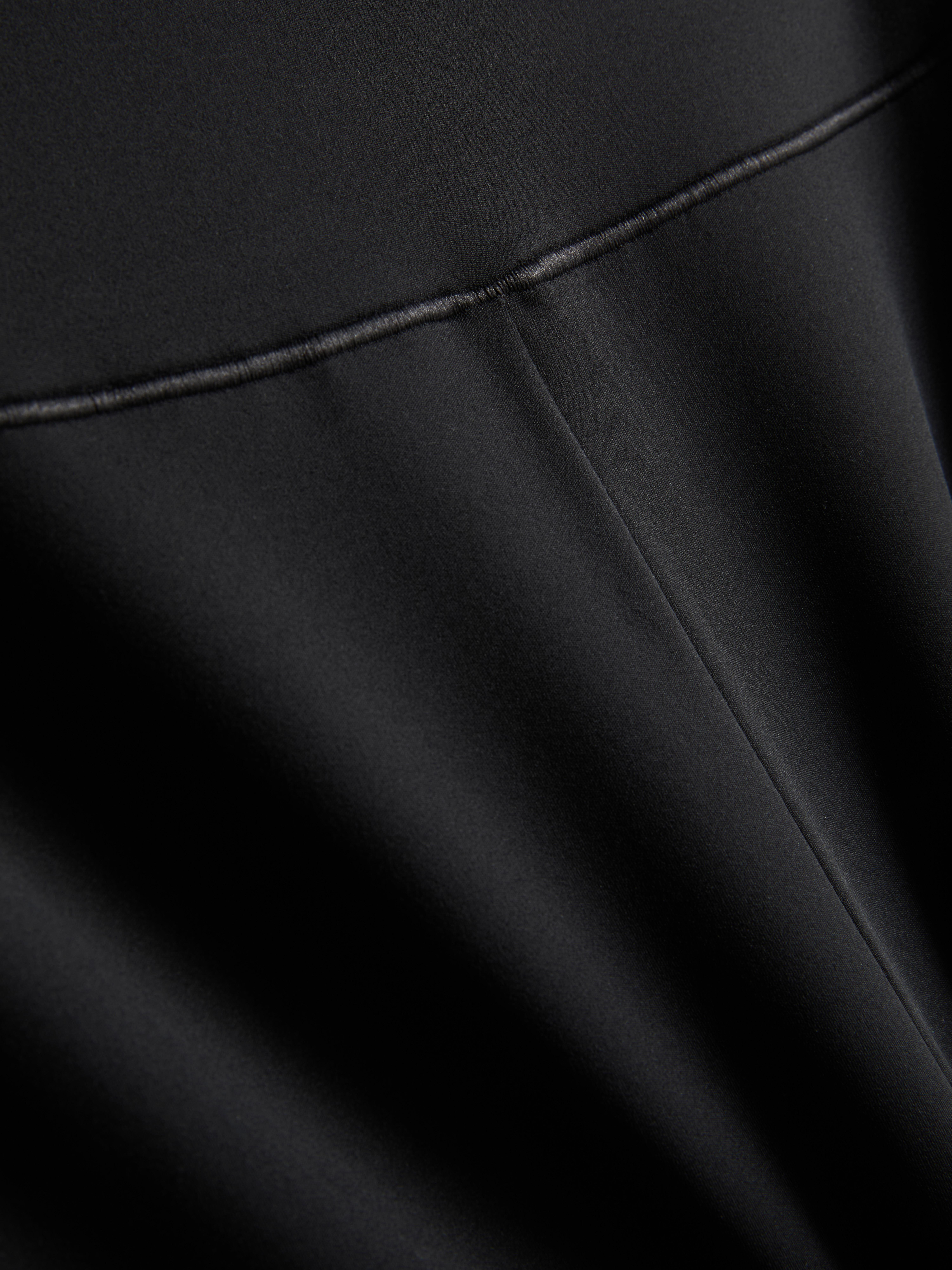 Buttery Soft High-Waisted Flared Leggings - Black