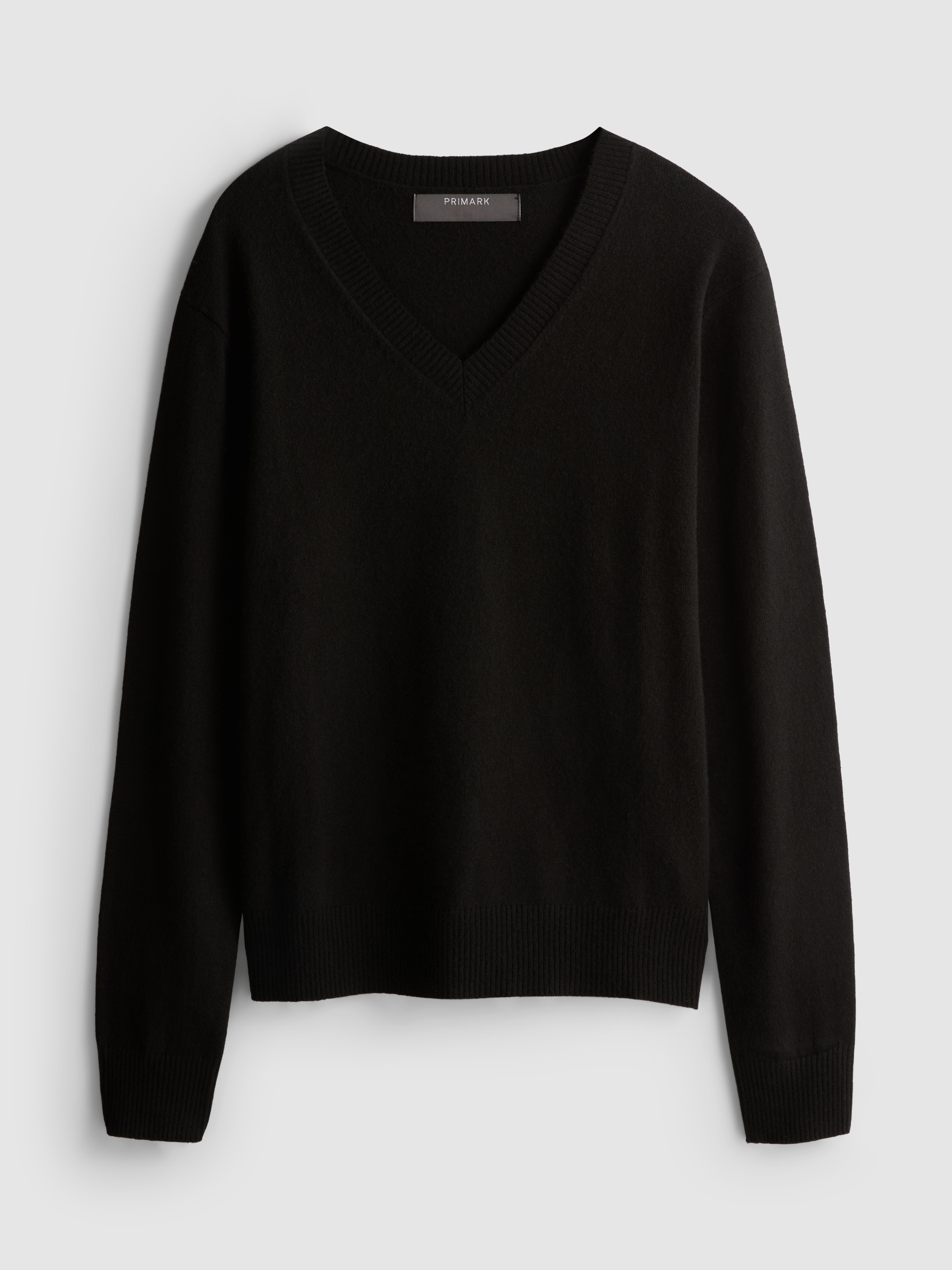 Knitted V-Neck Sweater - Black
