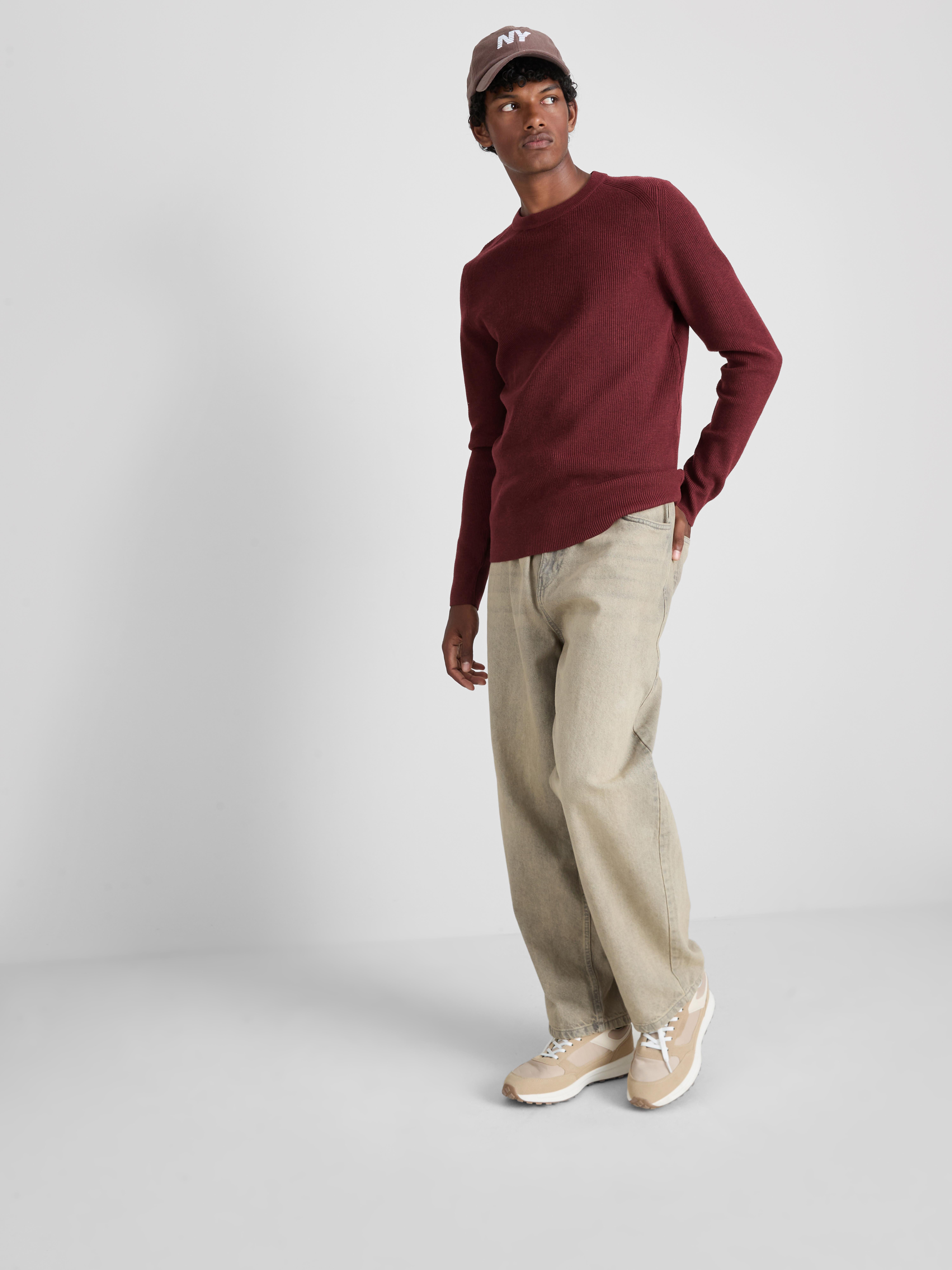 Ribbed Crewneck Sweater - Red