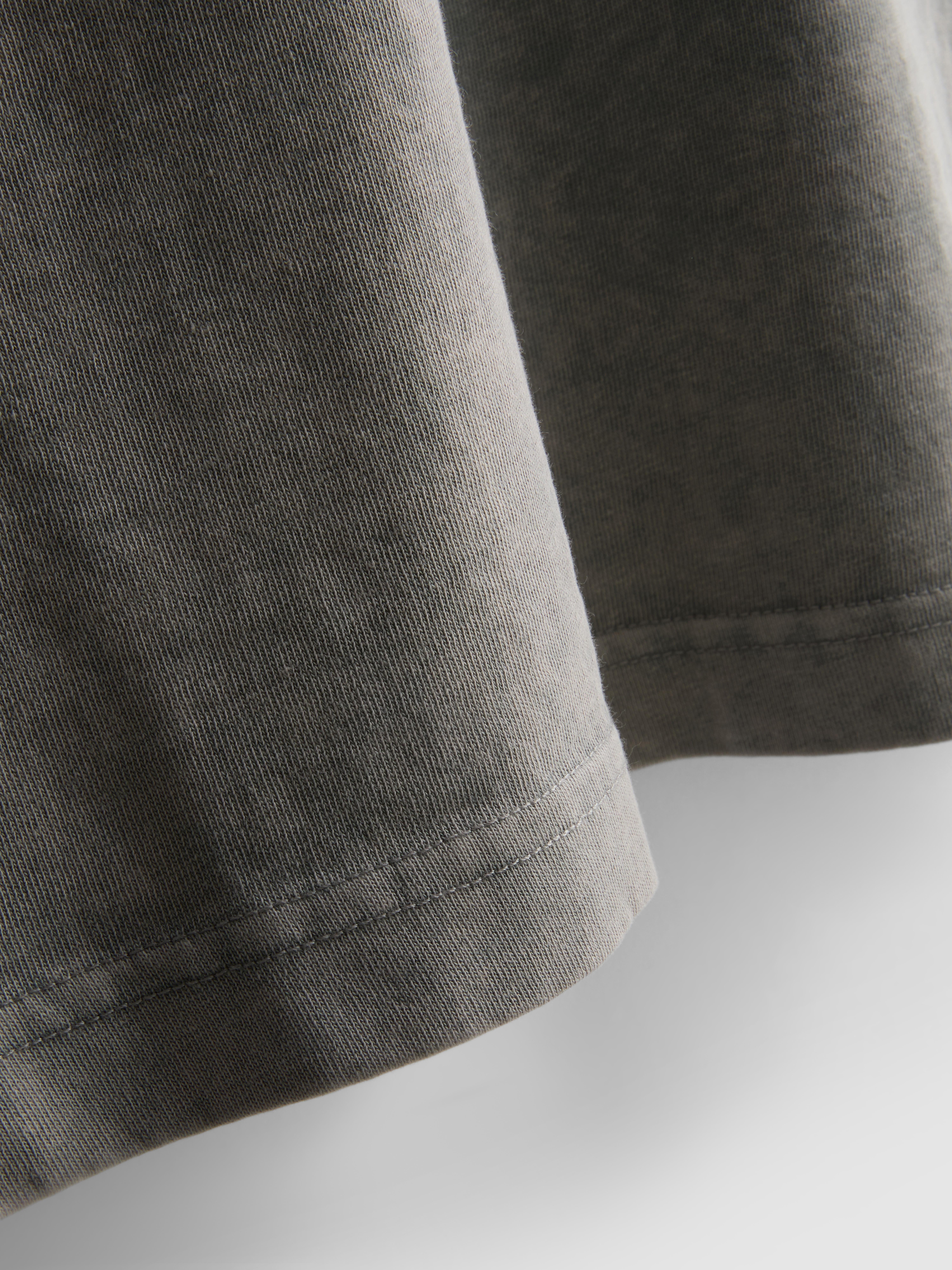 Short Sleeved Washed T-Shirt - Gray