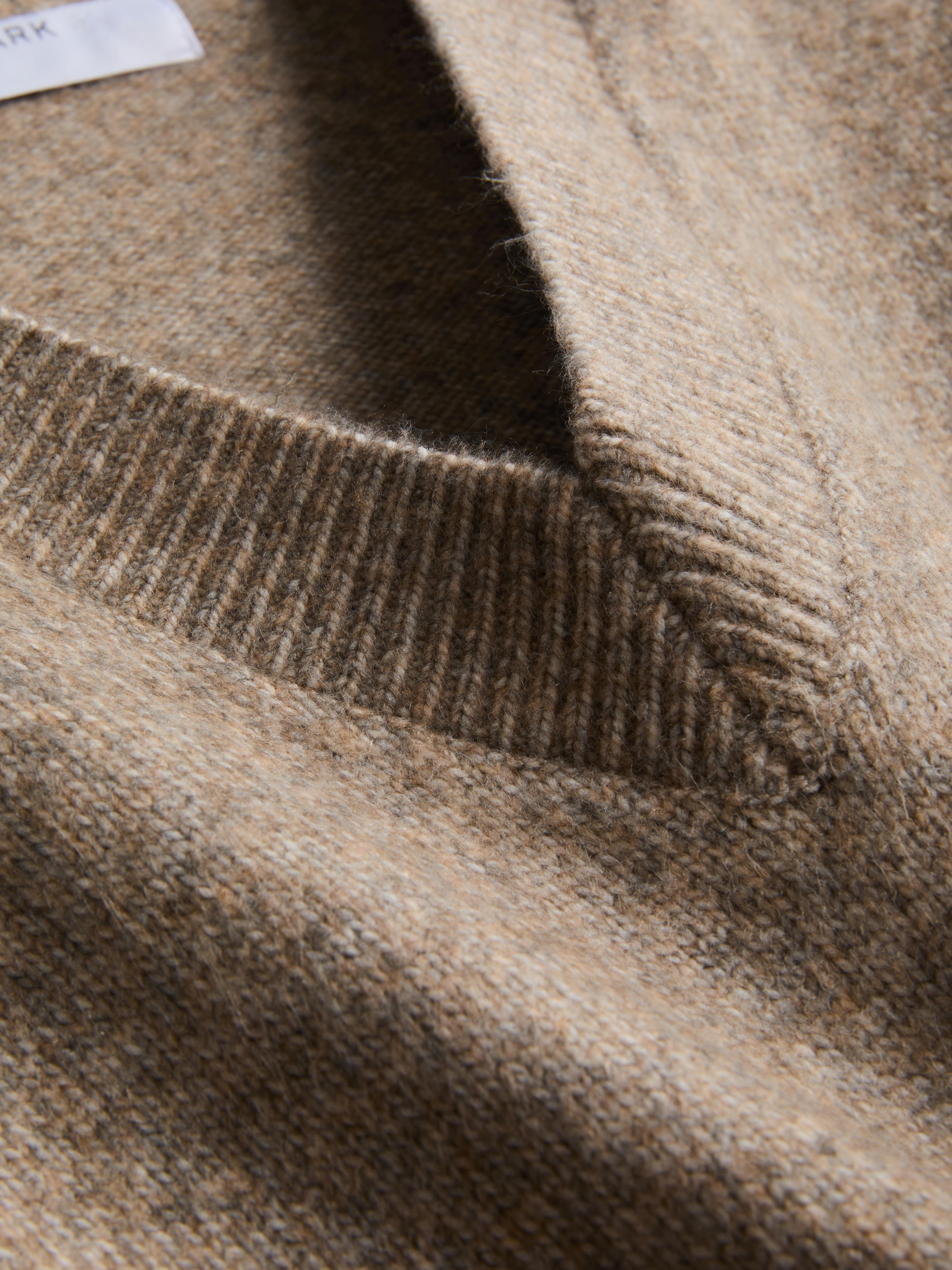 Knitted V-Neck Sweater - Oatmeal
