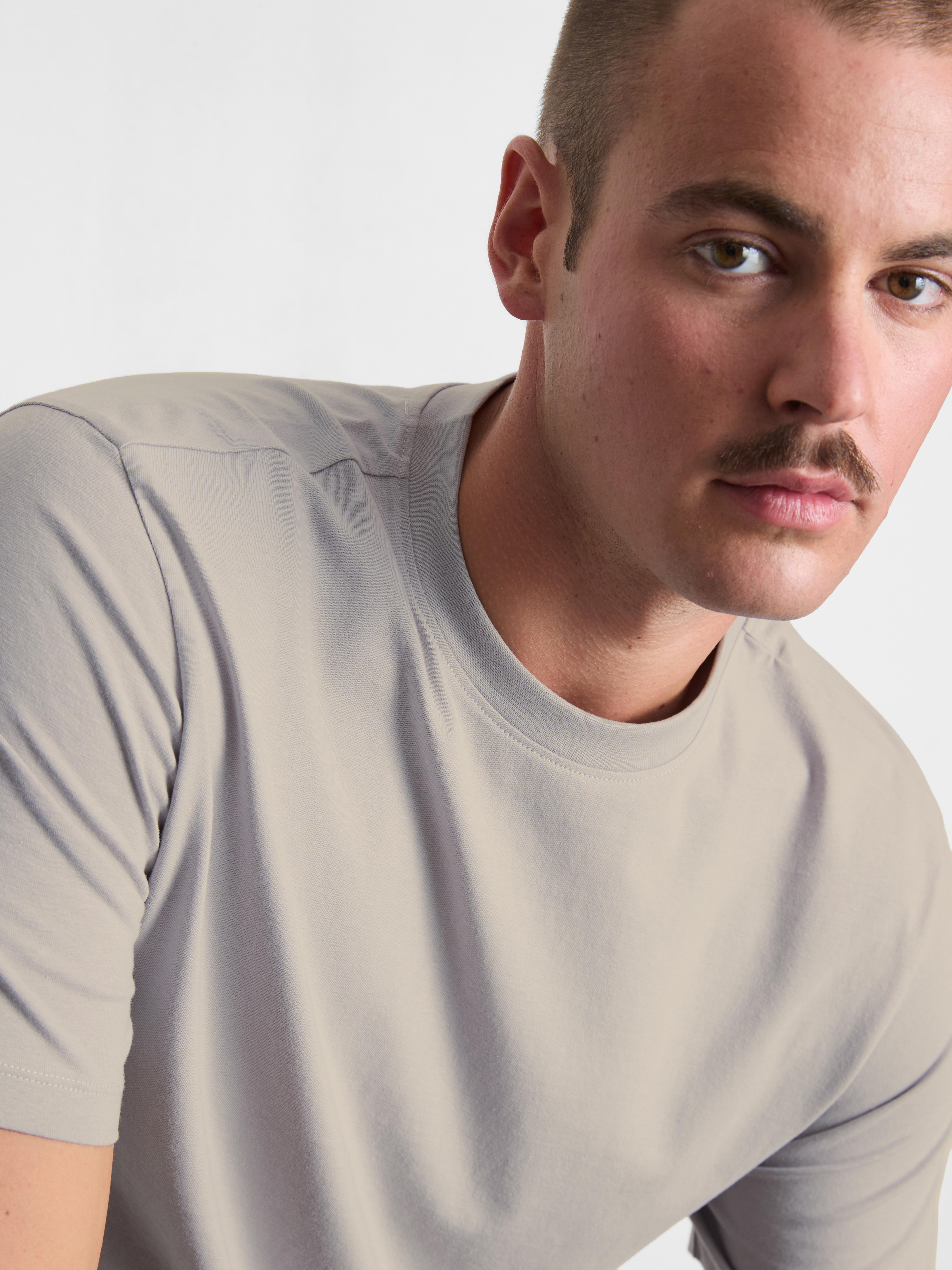Slim-Fit LYCRA® T-Shirt - Gray