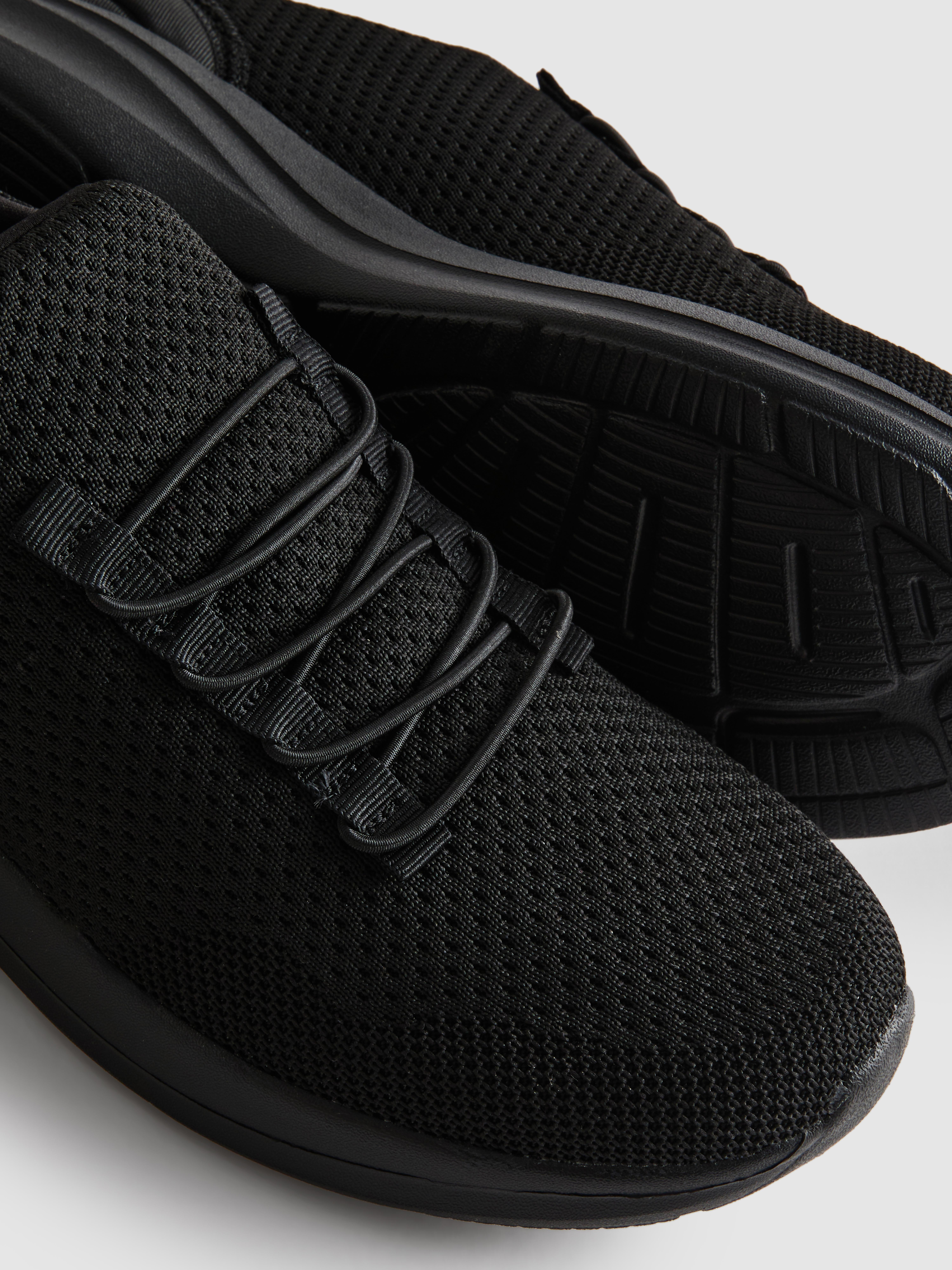 Slip-On Low-Top Sneakers - Black