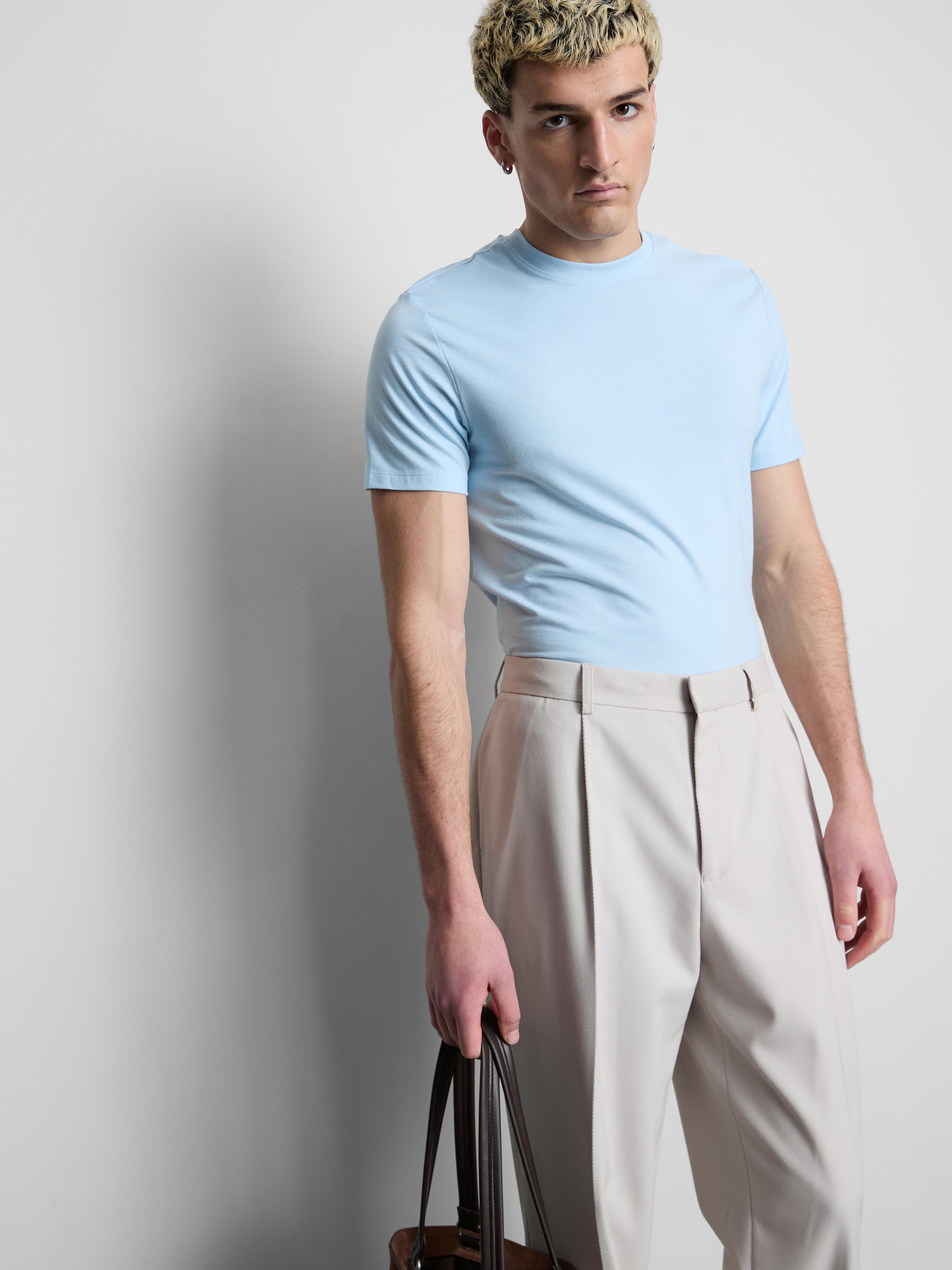 Slim-Fit Stretch T-Shirt - Light Blue