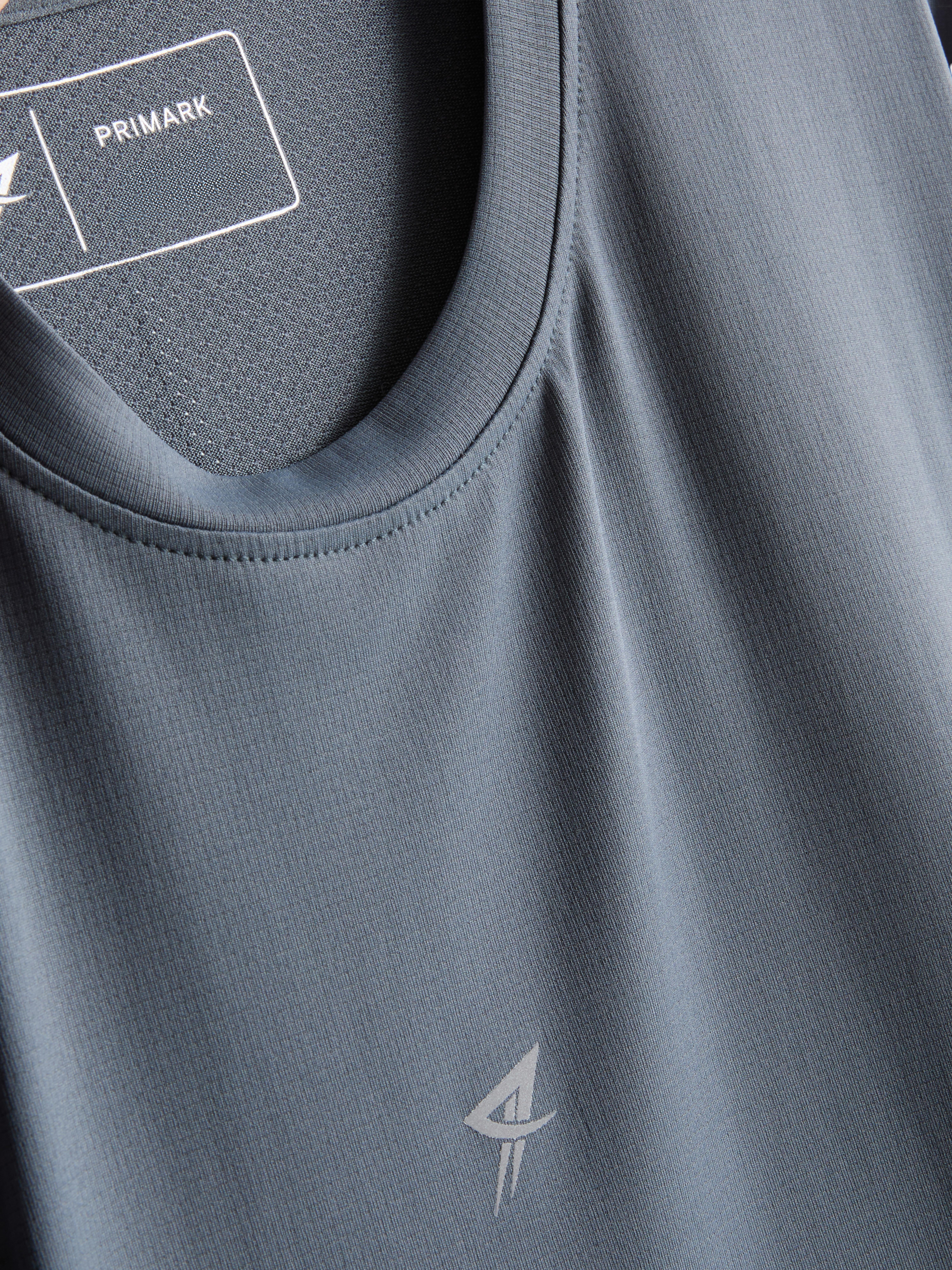 Panelled Gym T-Shirt - Blue